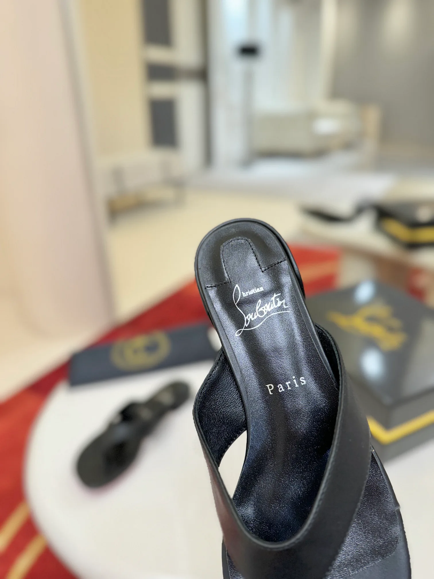 Шлепанцы Женские Christian Louboutin 177512