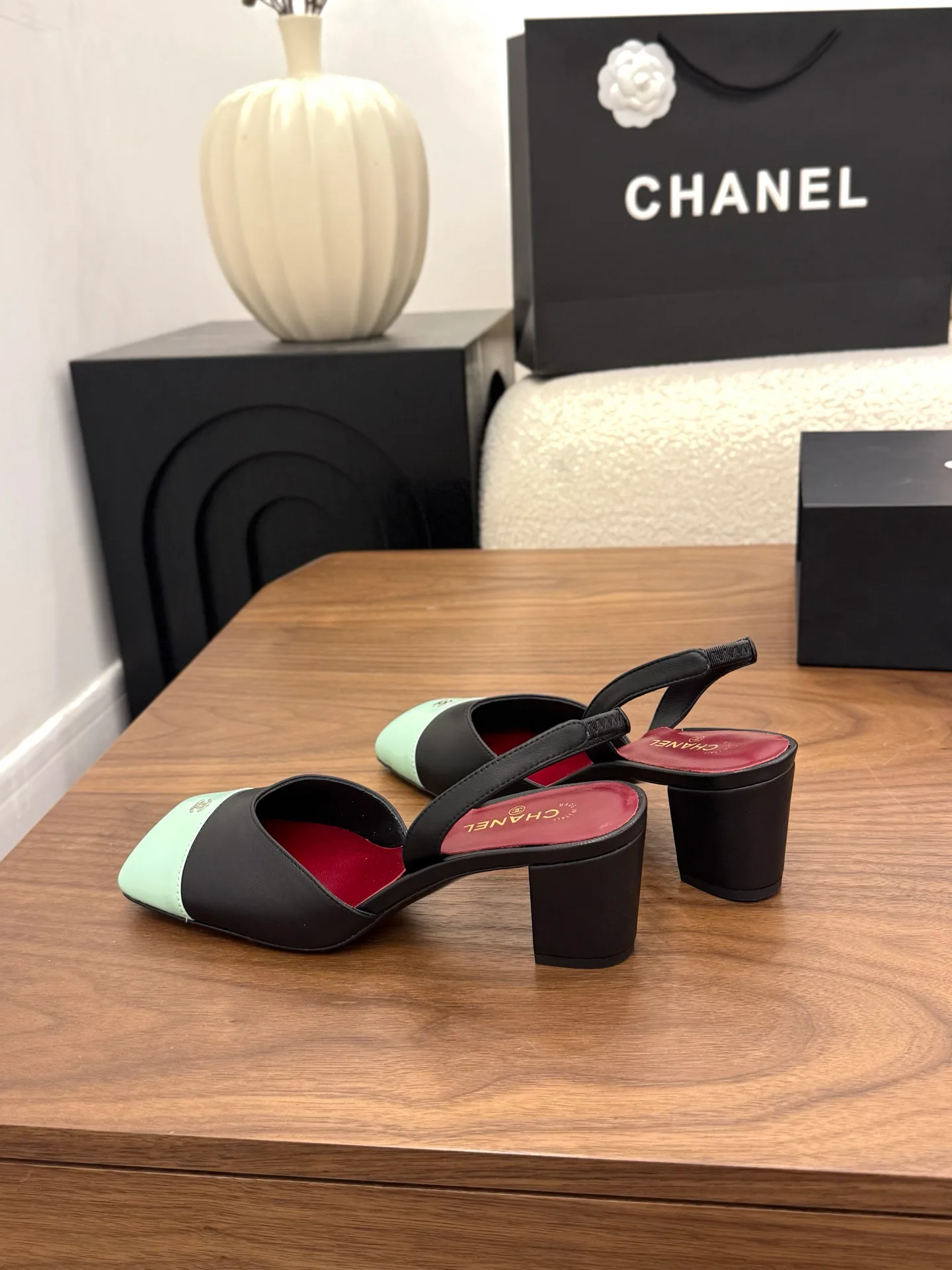 Туфли Женские Chanel 13256833