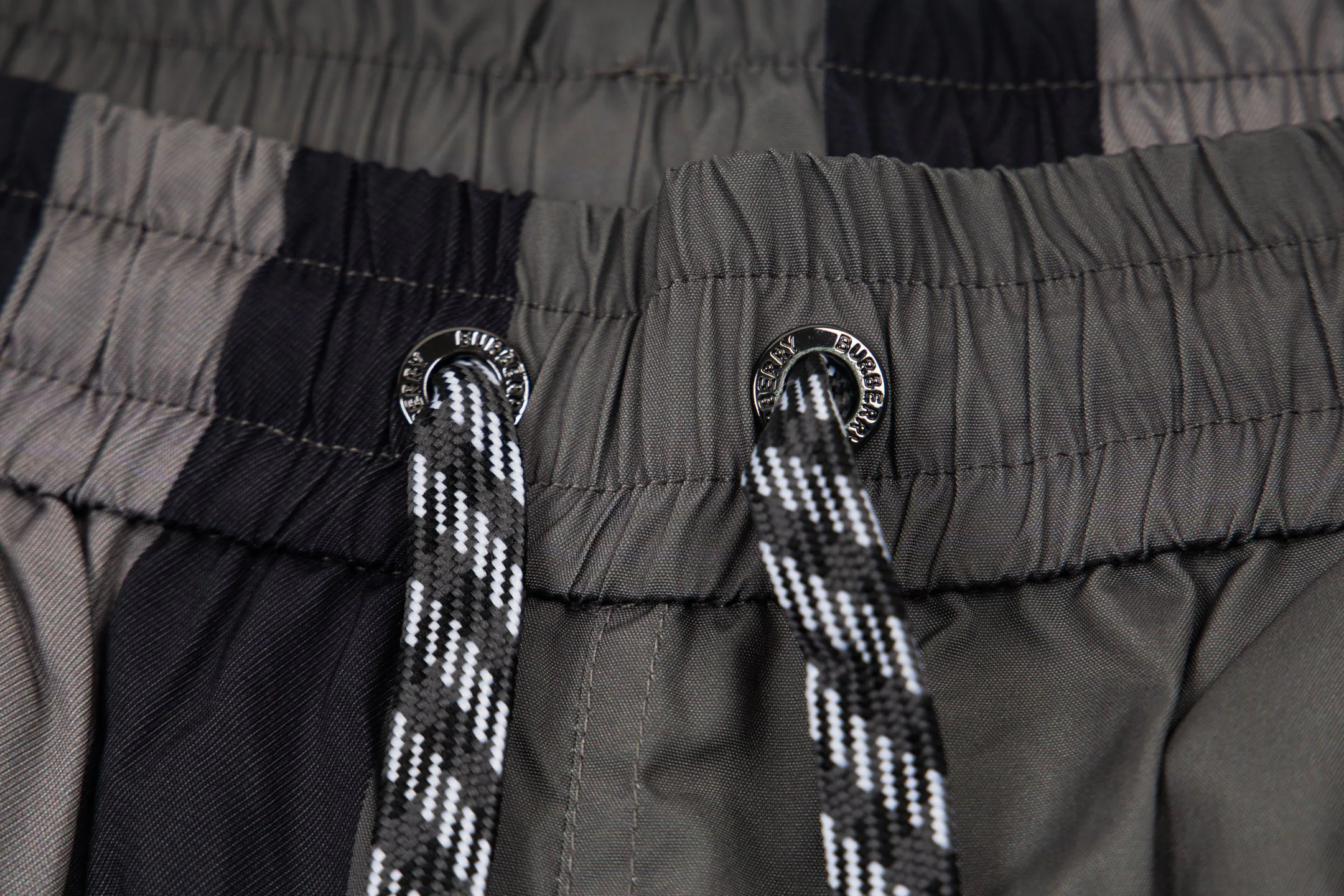 Шорты Мужские Burberry 11528449