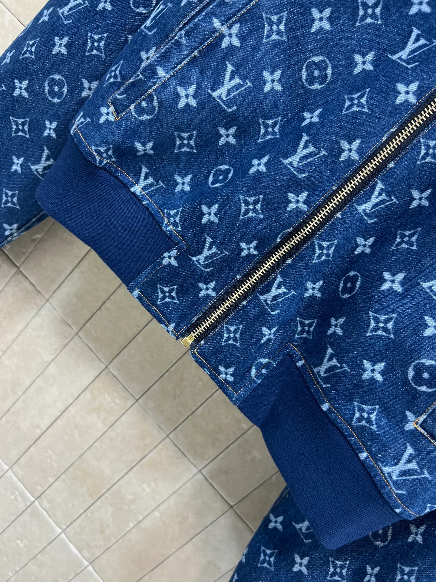 Рубашки Женские Louis Vuitton 10646799