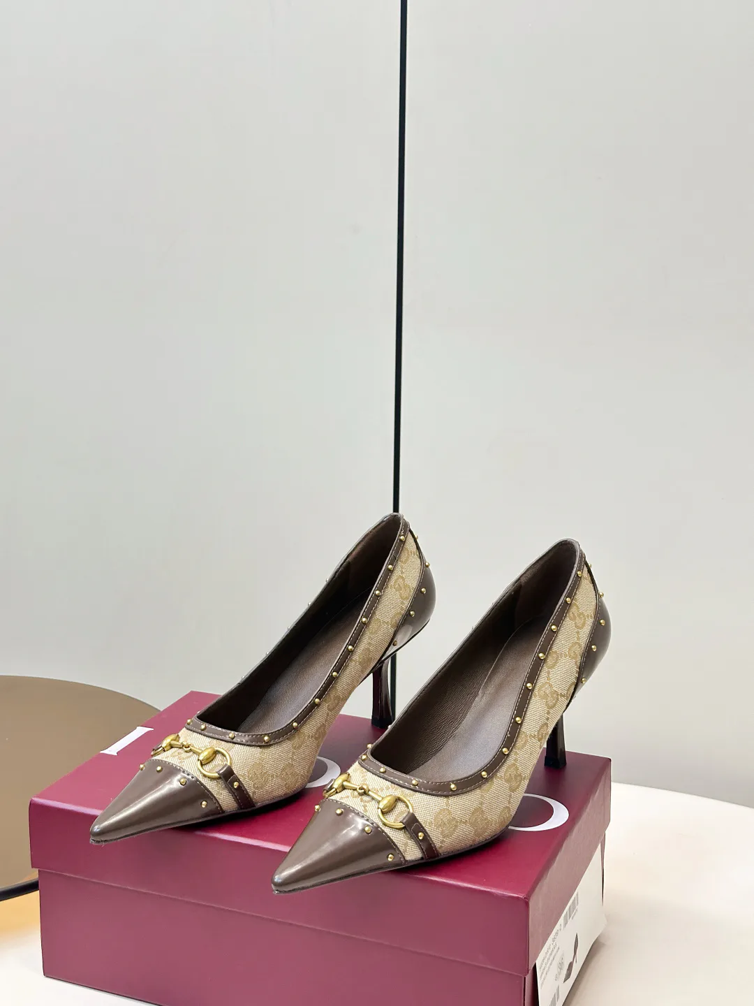 Туфли Женские Gucci 17946582