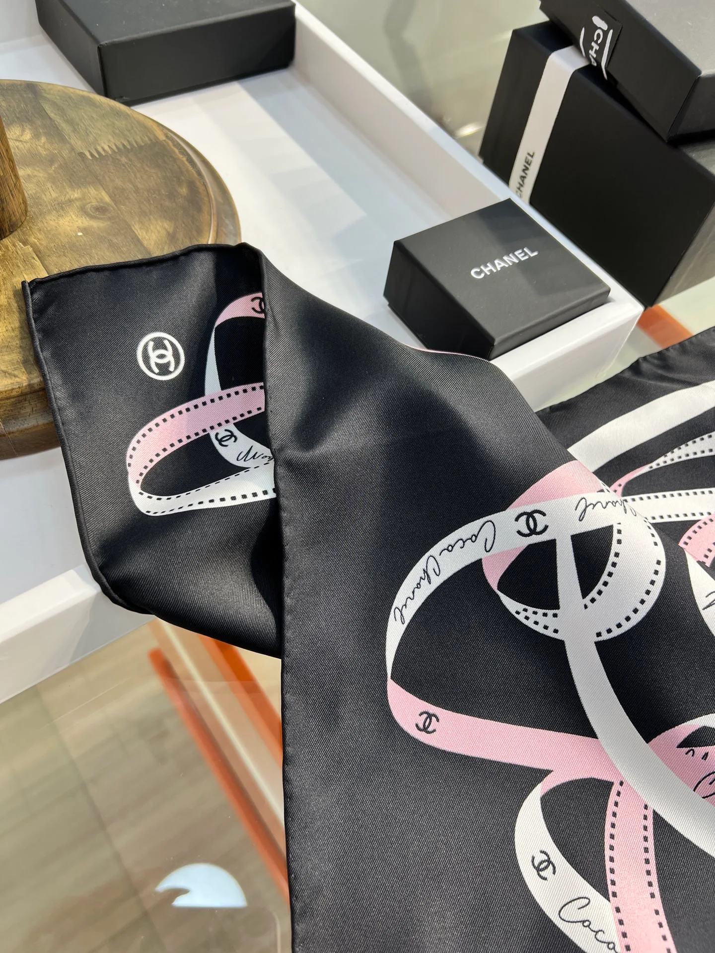 Платки Chanel 11394236