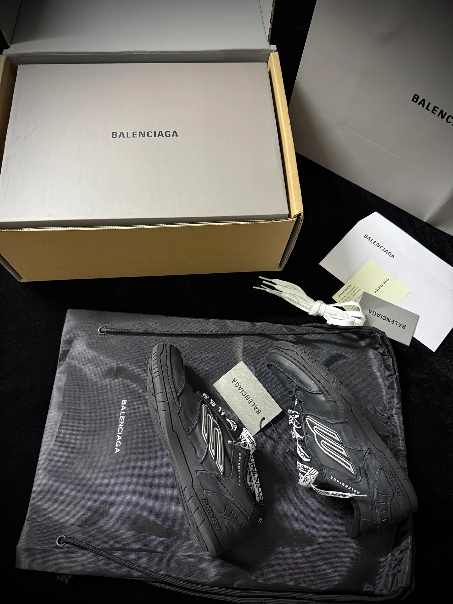Кроссовки Женские Balenciaga 11470667