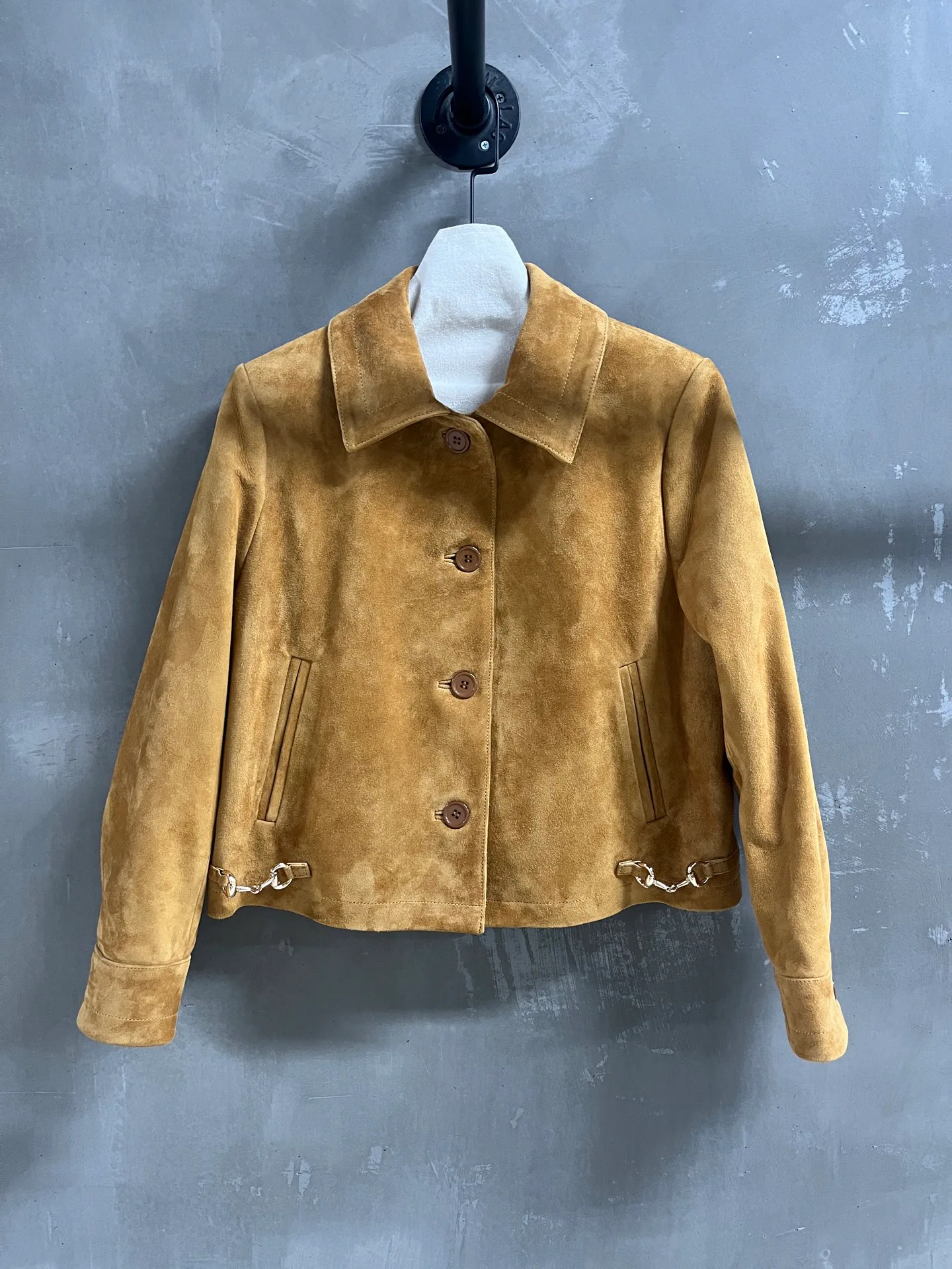 Кожаные Куртки И Дублёнки Женские Gucci 10617910