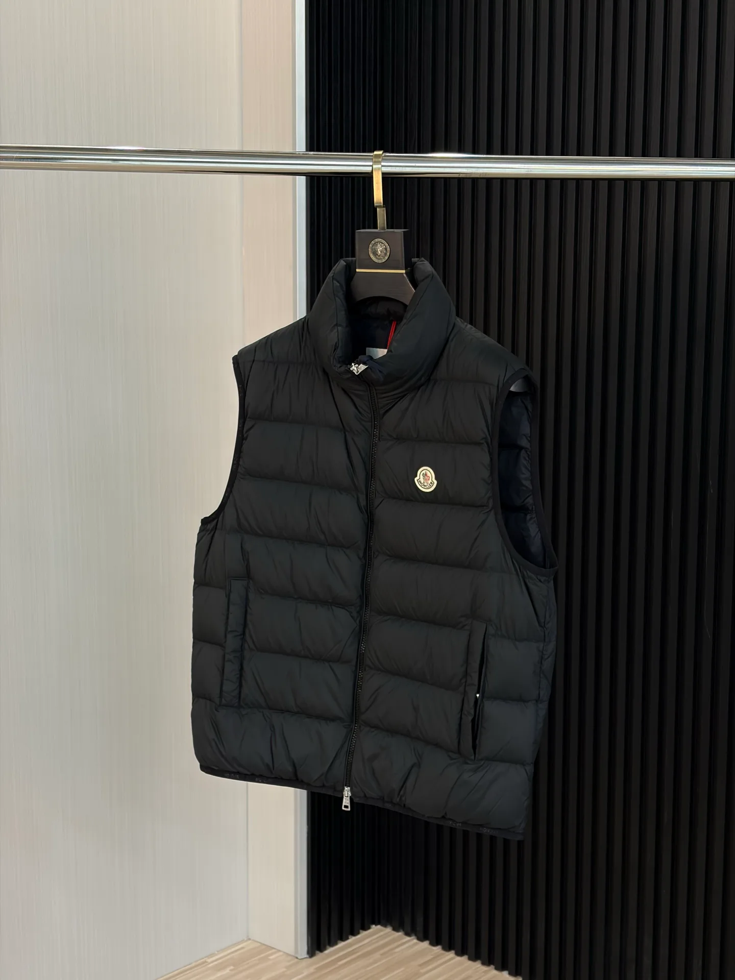 Жилеты Женские Moncler 18689143