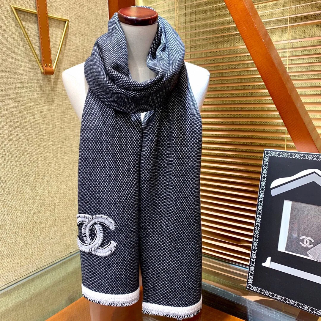 Шарфы Chanel 2478564