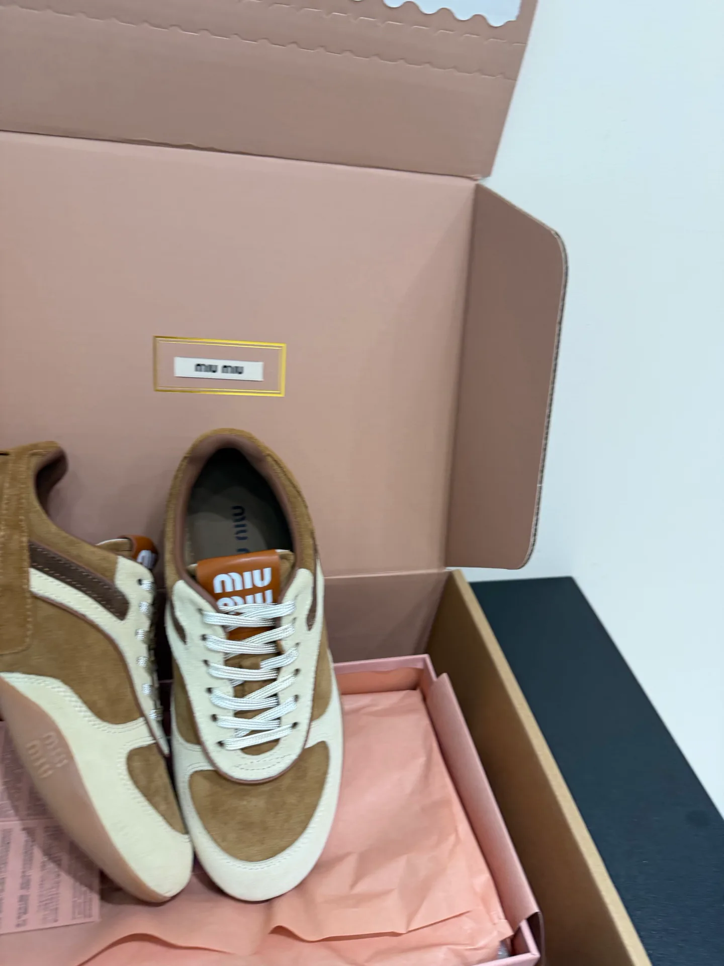Кроссовки Женские Miu Miu 18847093