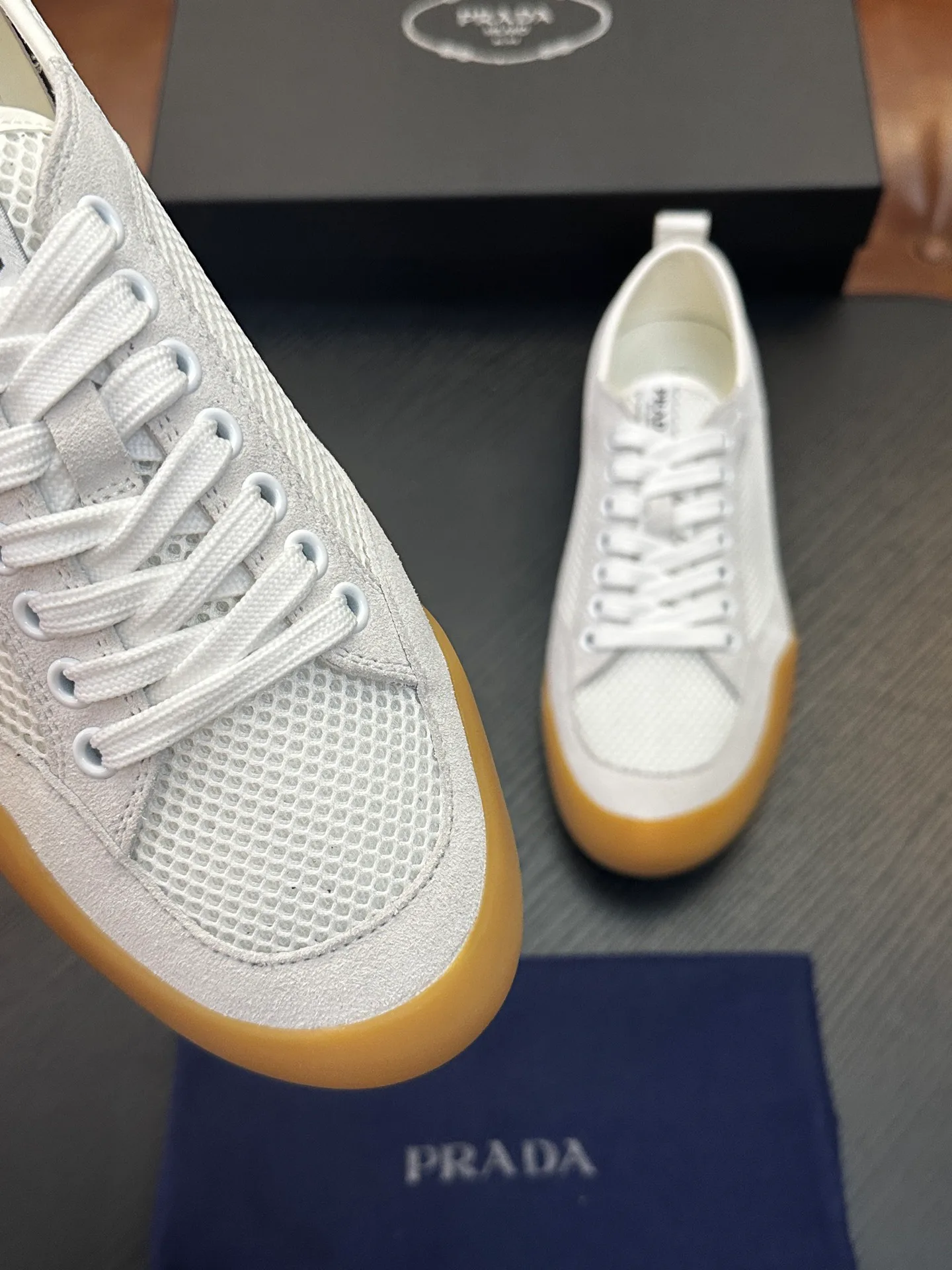 Кроссовки Мужские Prada 11710500