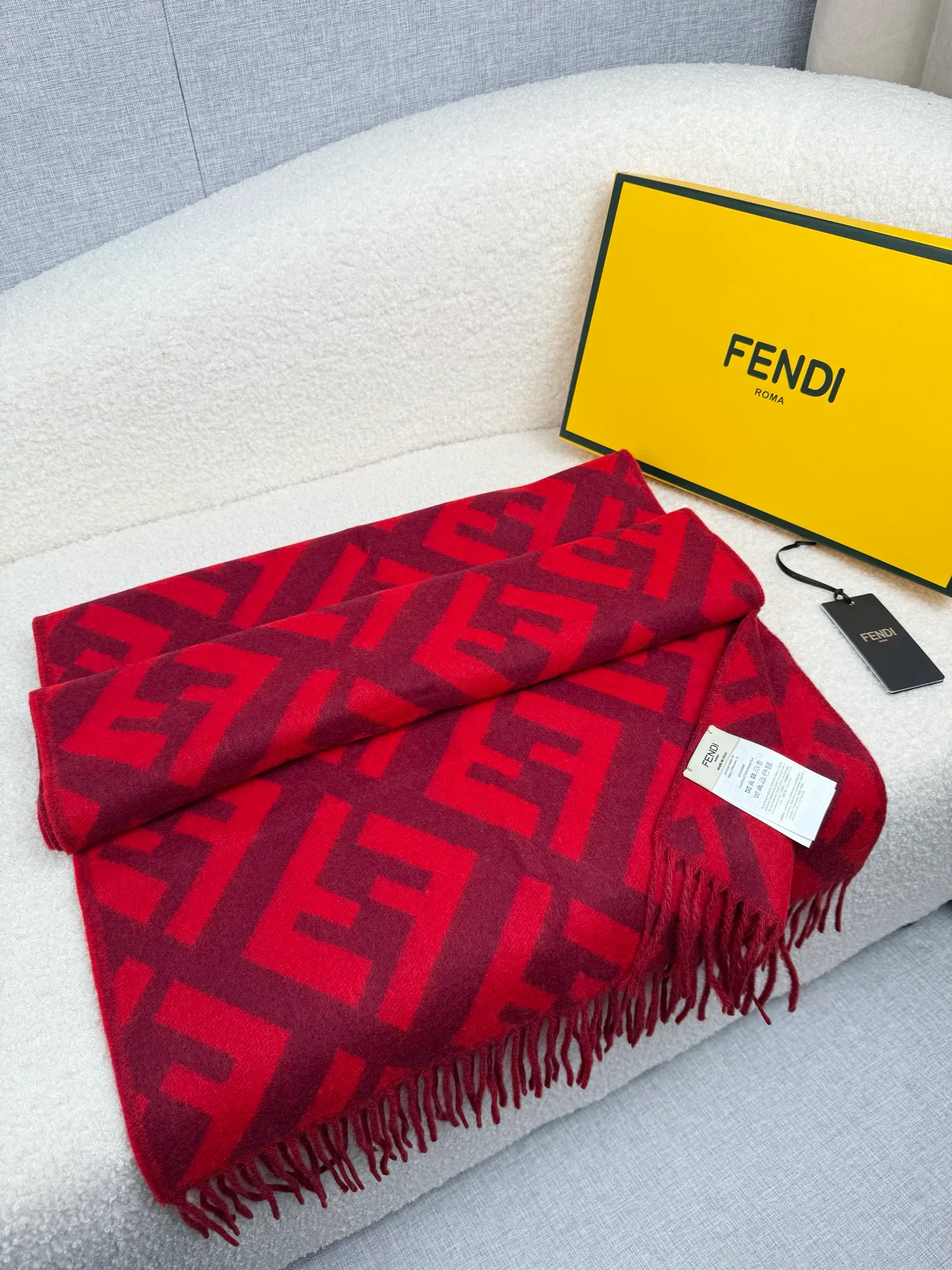 Шарфы Fendi 778477
