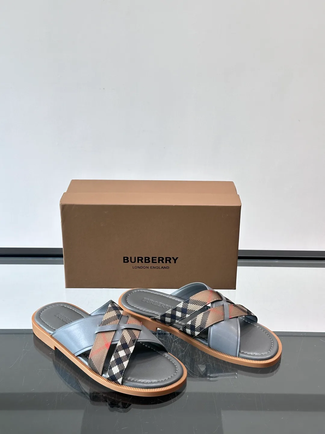 Сандалии Мужские Burberry 13480039