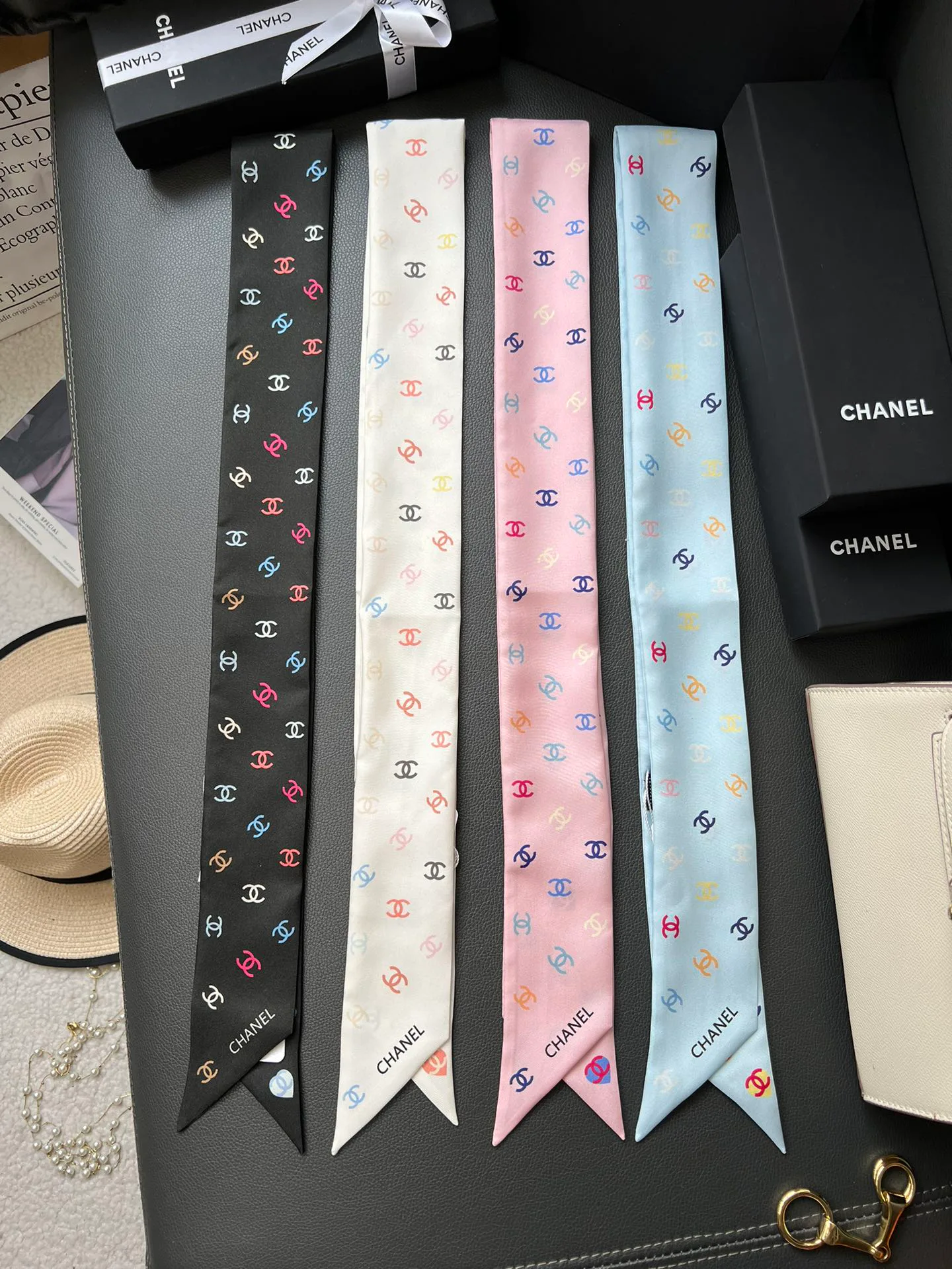 Платки Chanel 18675586