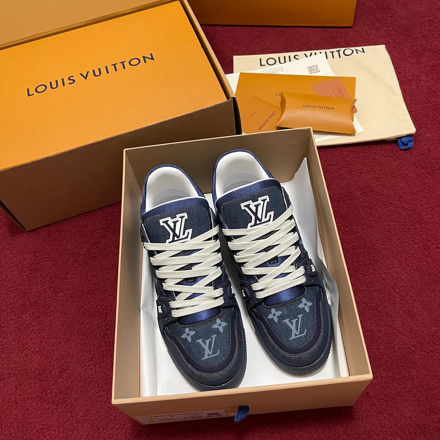 Кроссовки Женские Louis Vuitton 245663