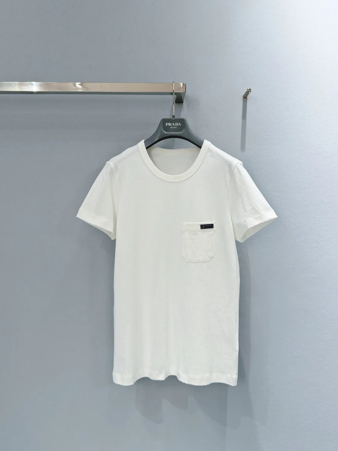Футболки Женские Prada 13564987