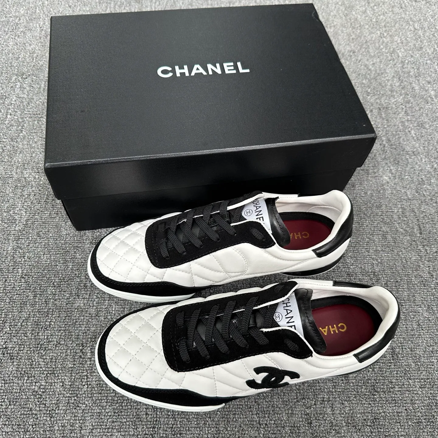 Кроссовки Женские Chanel 18076098