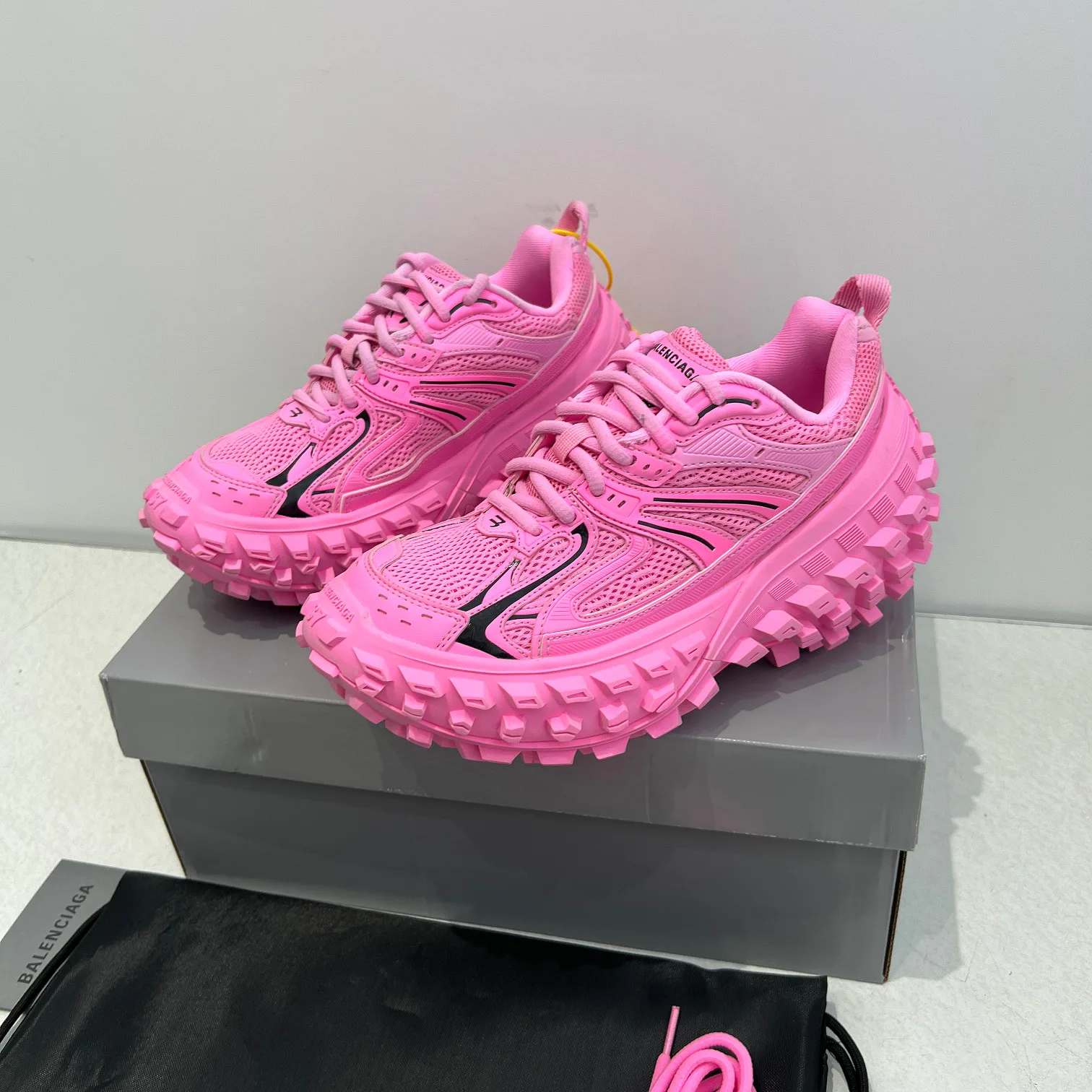 Кроссовки Женские Balenciaga 6428070
