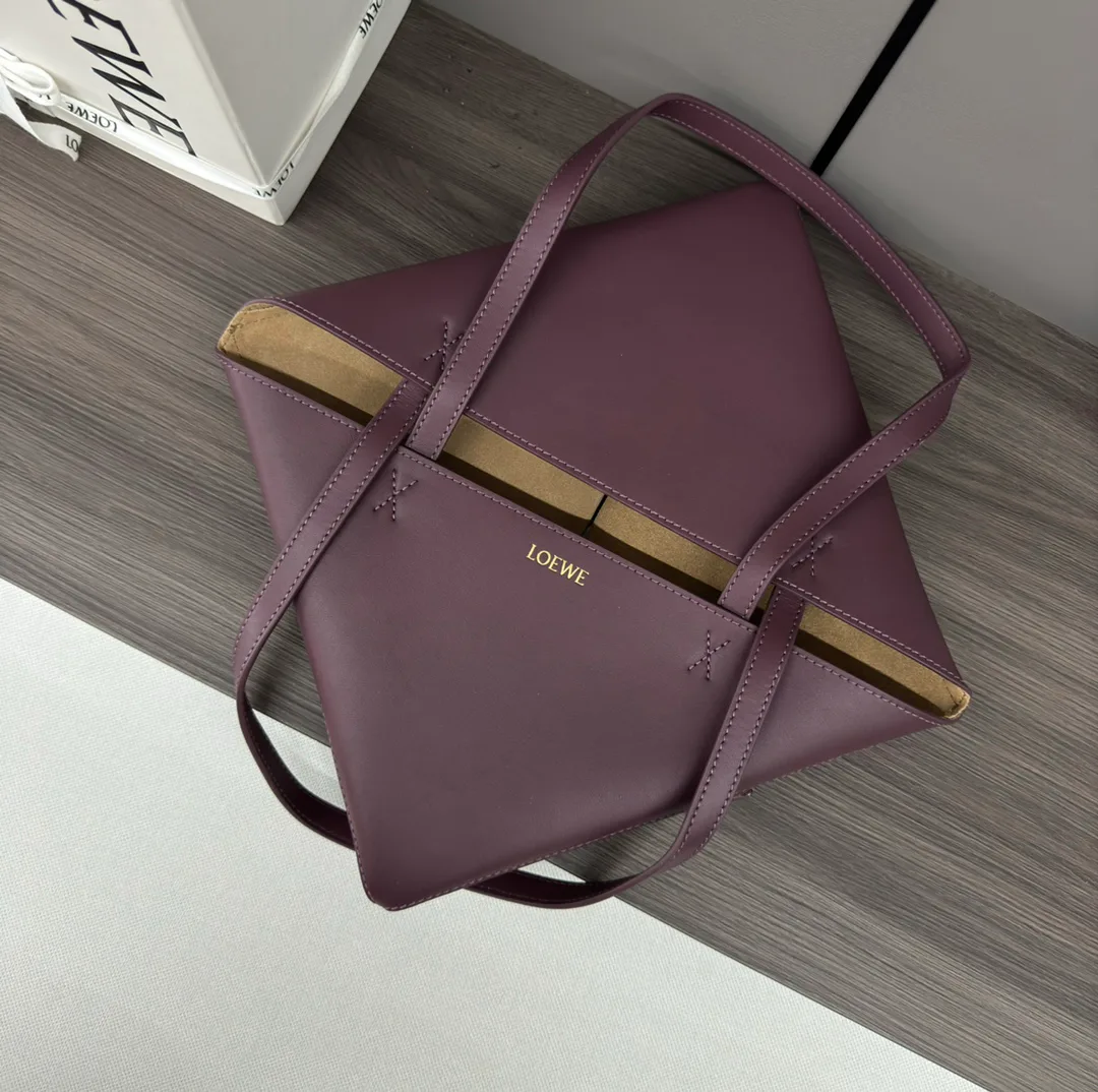 Классические Сумки Женские Loewe 11513581