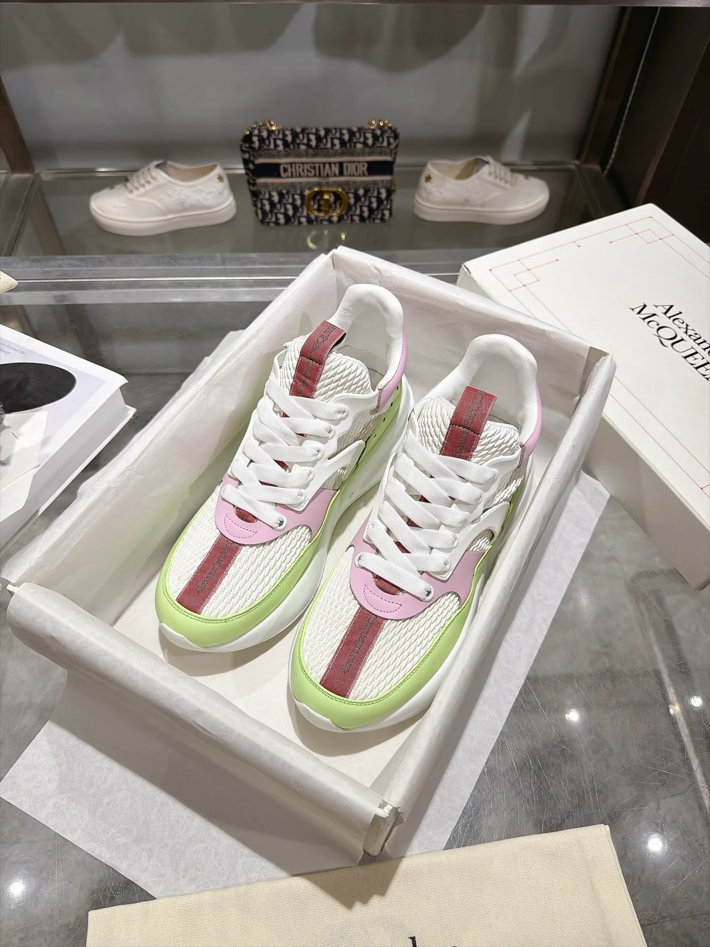 Кроссовки Мужские Alexander Mcqueen 18333214