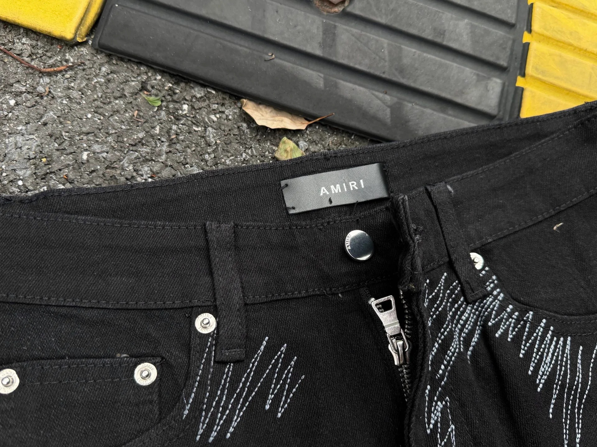 Джинсы Женские Amiri 16984050