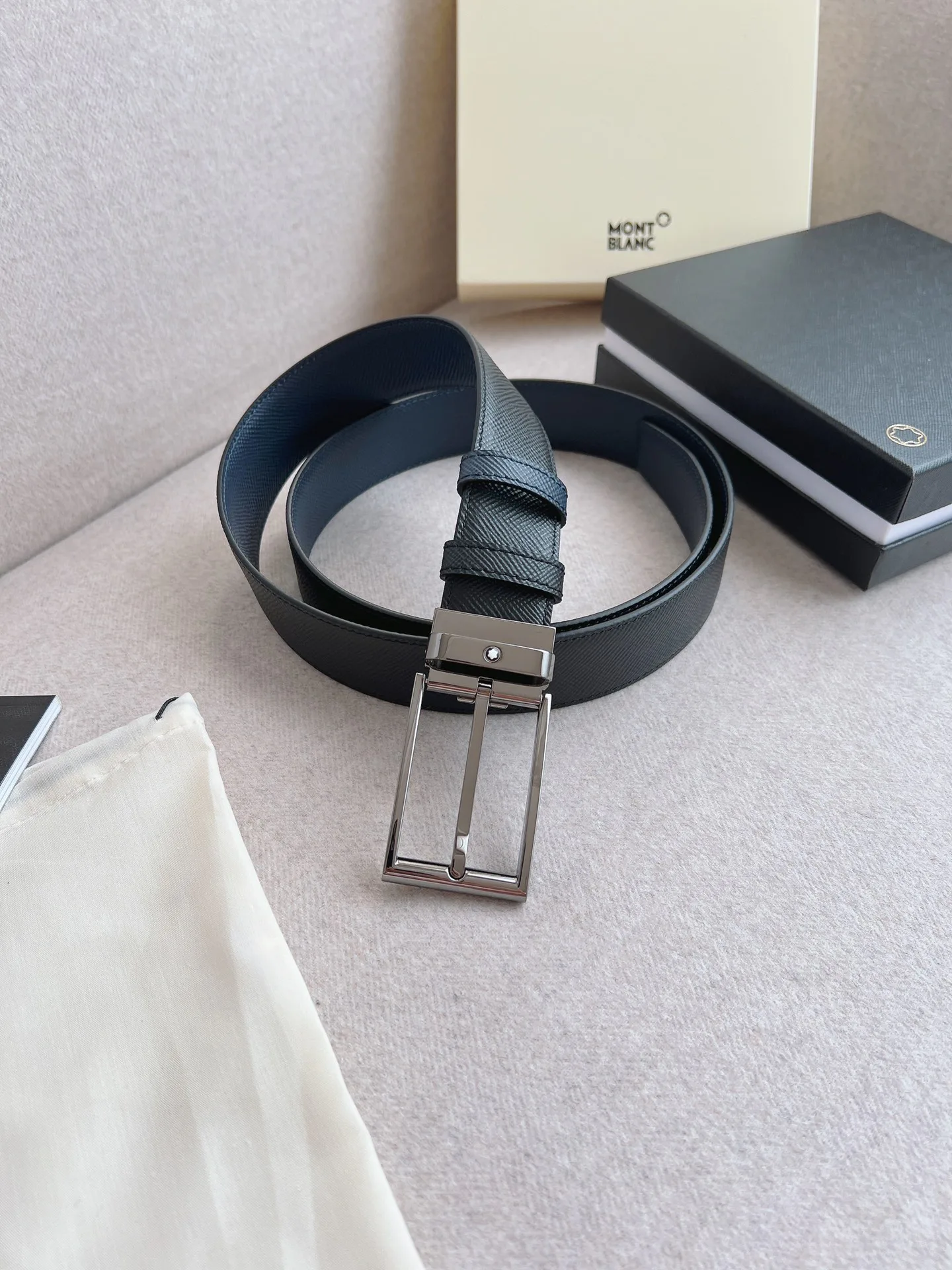 Ремни Montblanc 14066103