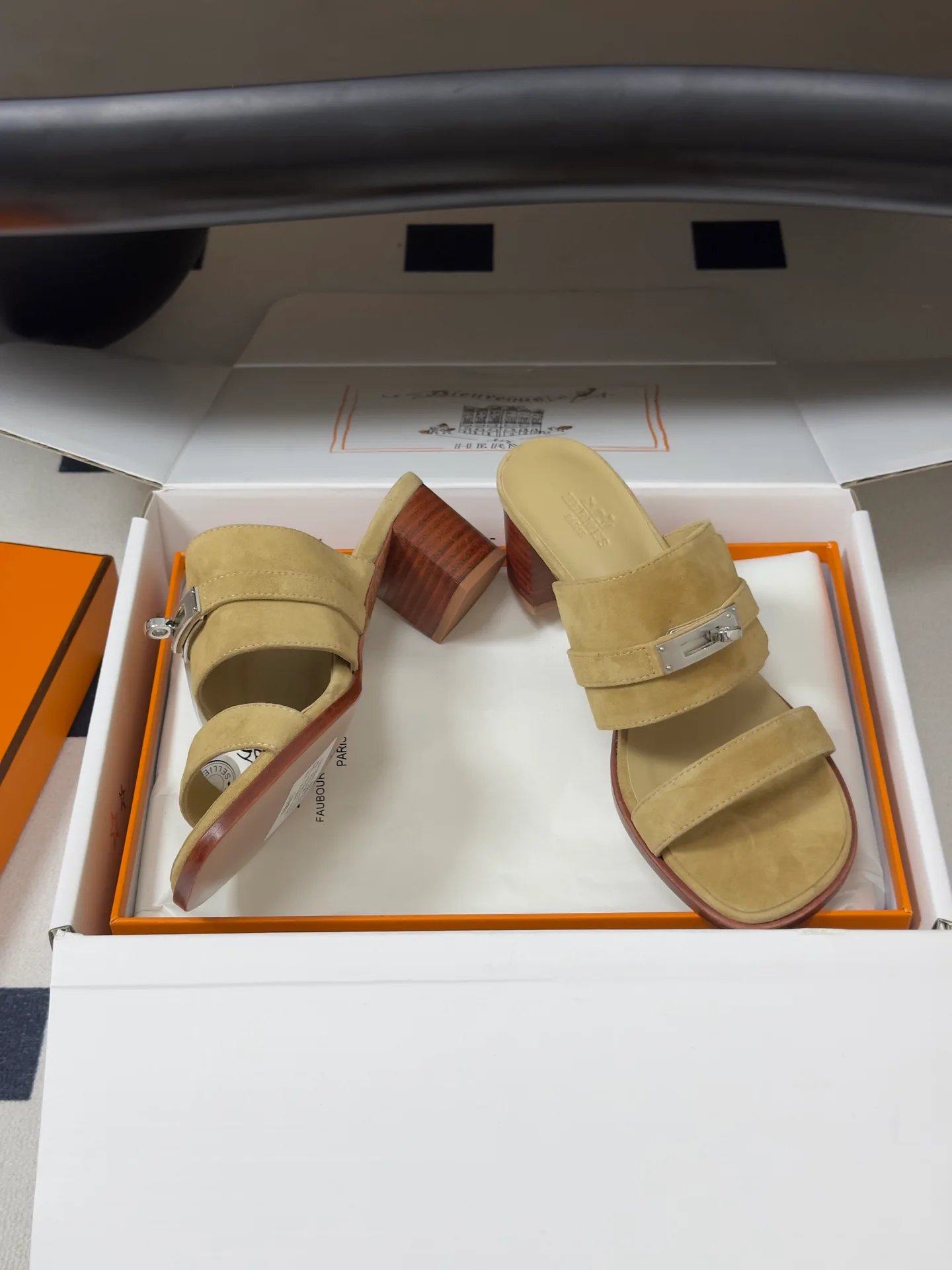 Босоножки Женские Hermes 17095165