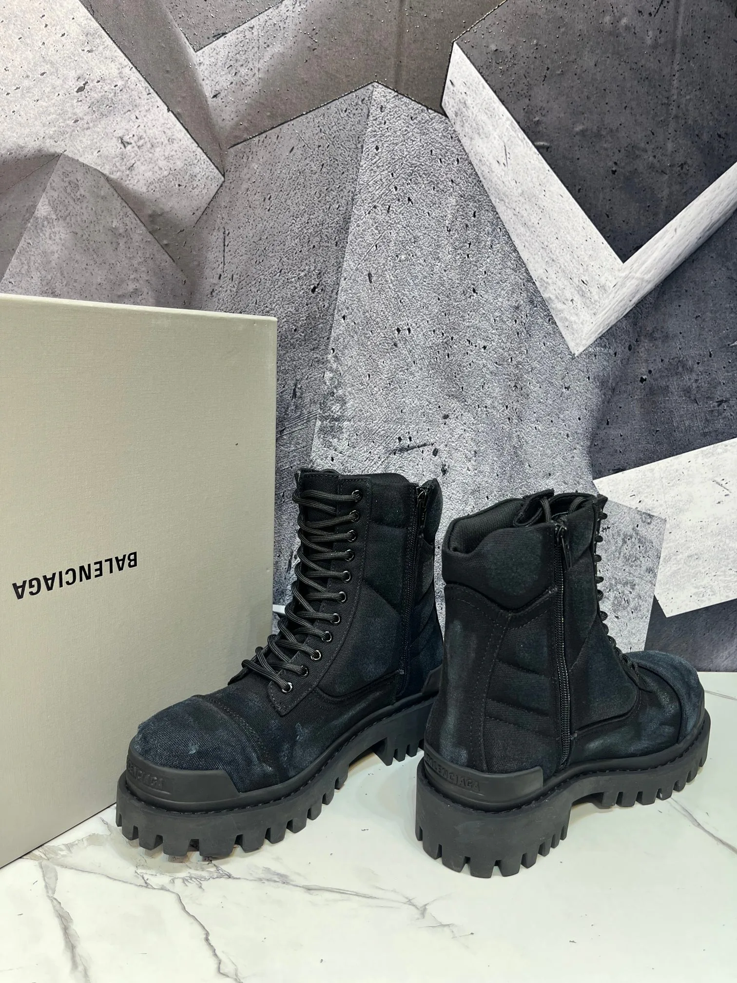 Ботинки Мужские Balenciaga 17962236