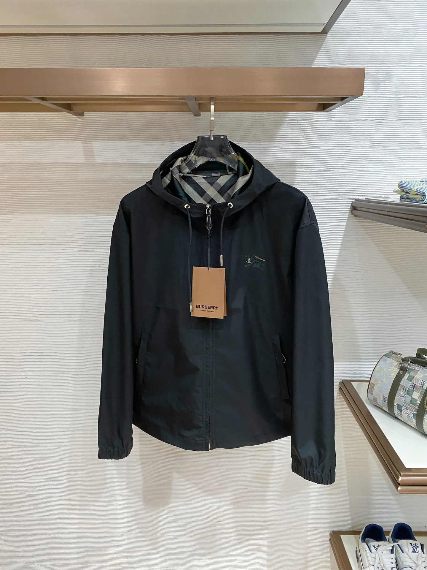 Куртки И Пуховики Мужские Burberry 11392186