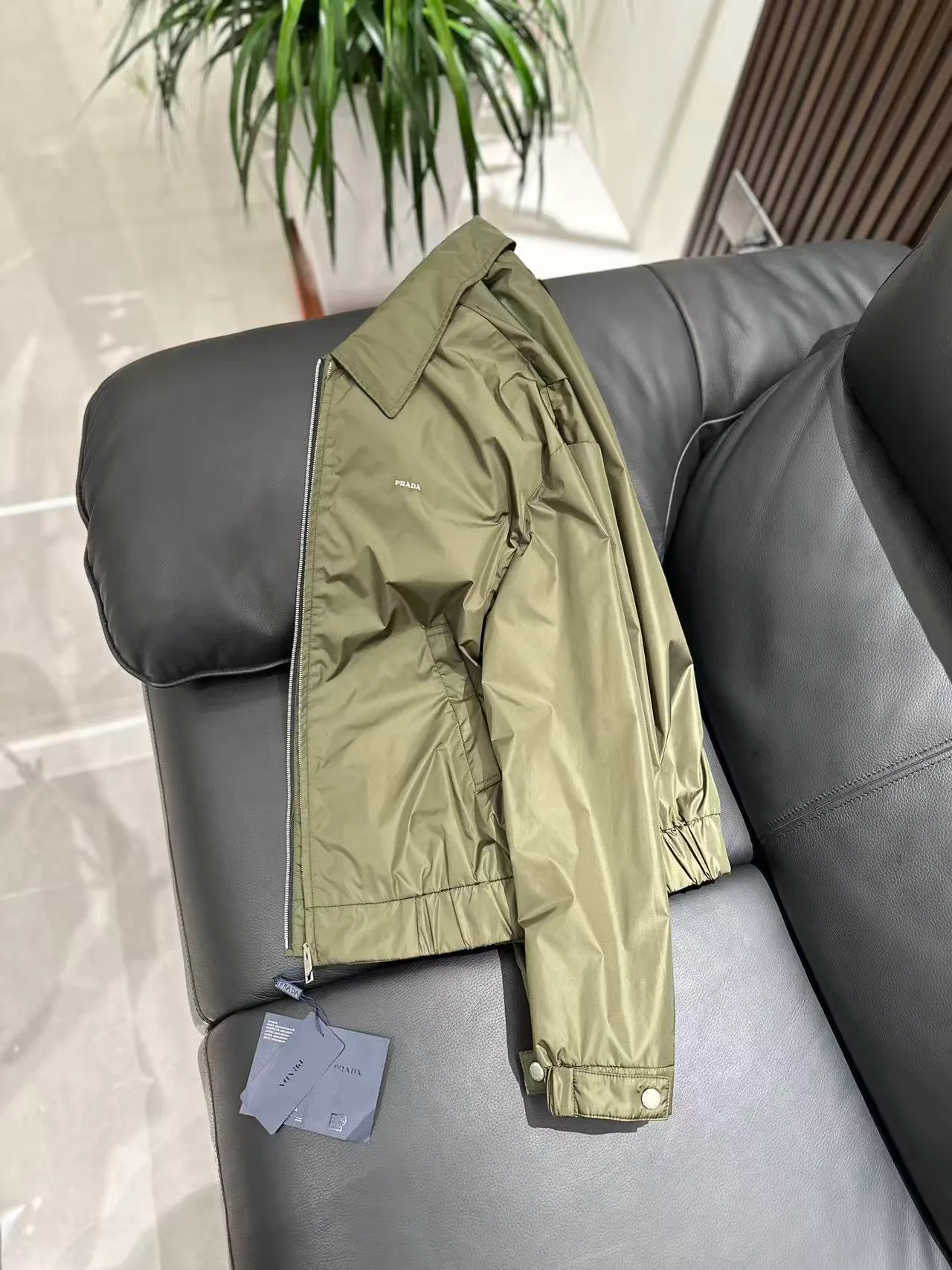 Куртки И Пуховики Мужские Prada 17944126