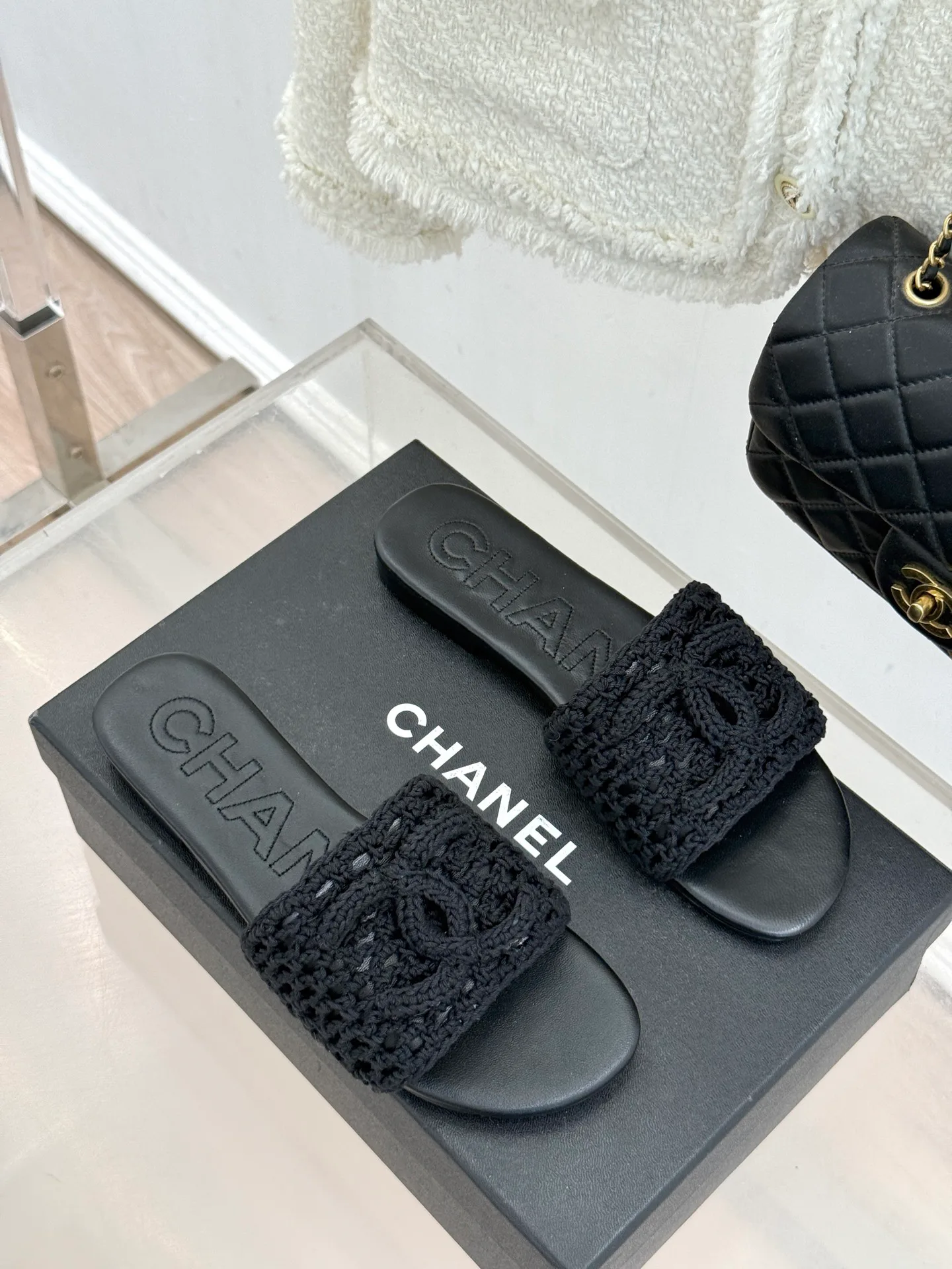 Шлепанцы Женские Chanel 11485811