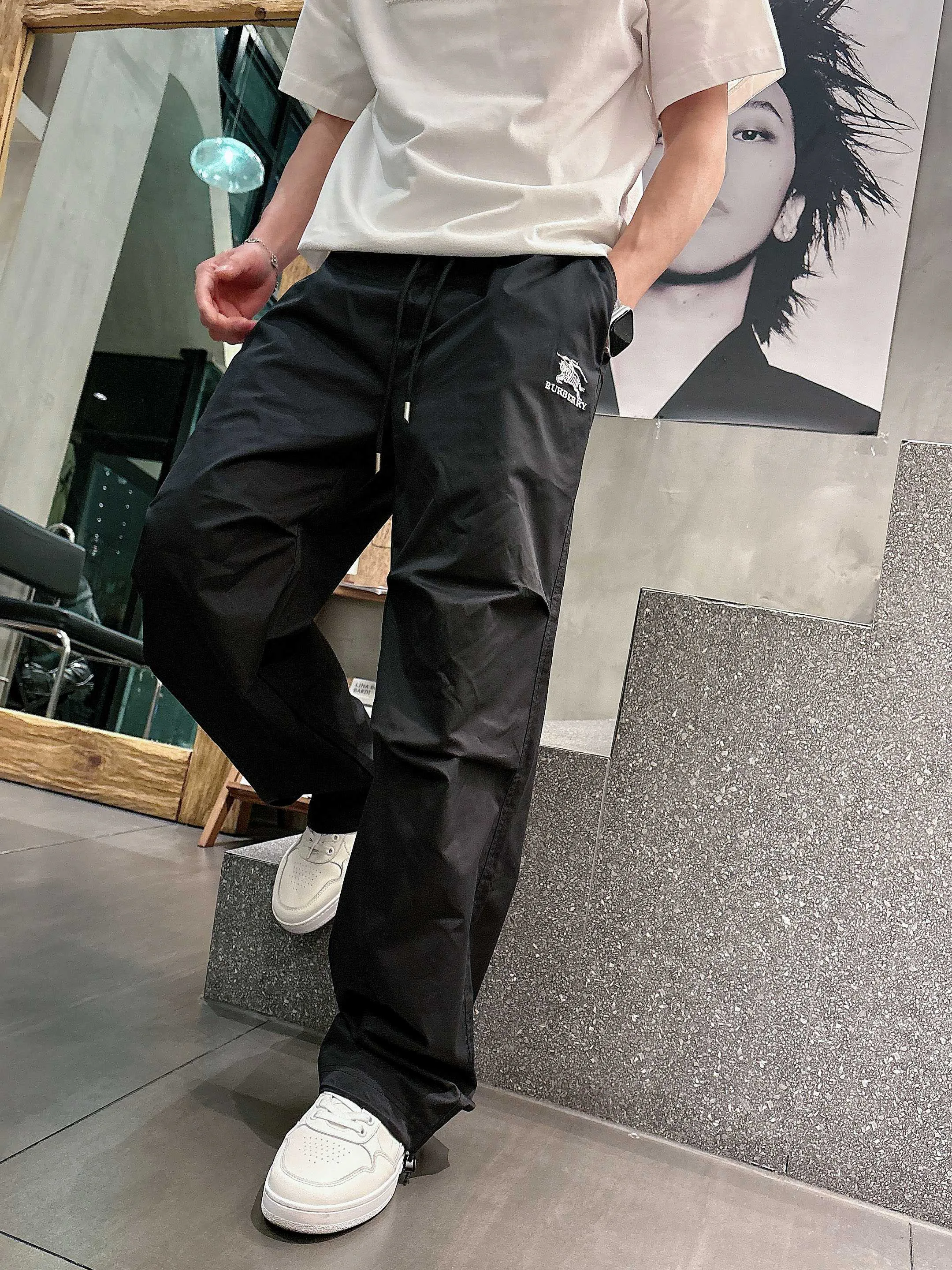 Брюки Мужские Burberry 13147772