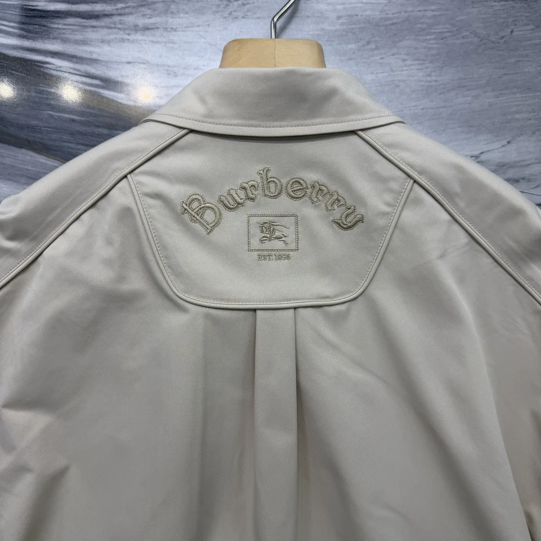 Пальто И Тренчи Мужские Burberry 11275479