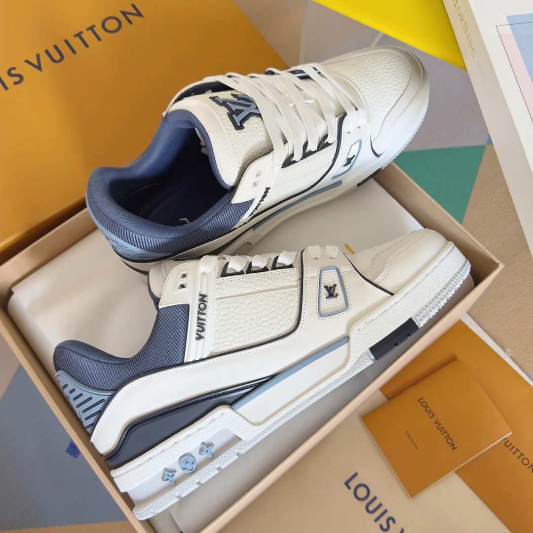 Кроссовки Женские Louis Vuitton 10646336