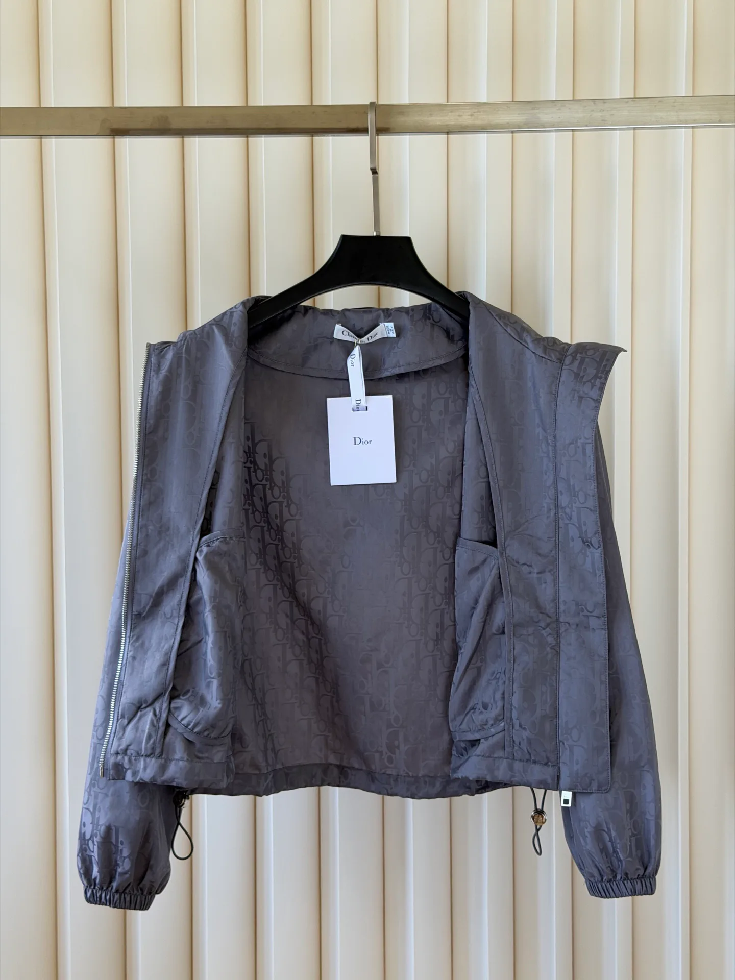 Куртки И Пуховики Женские Christian Dior 16934477
