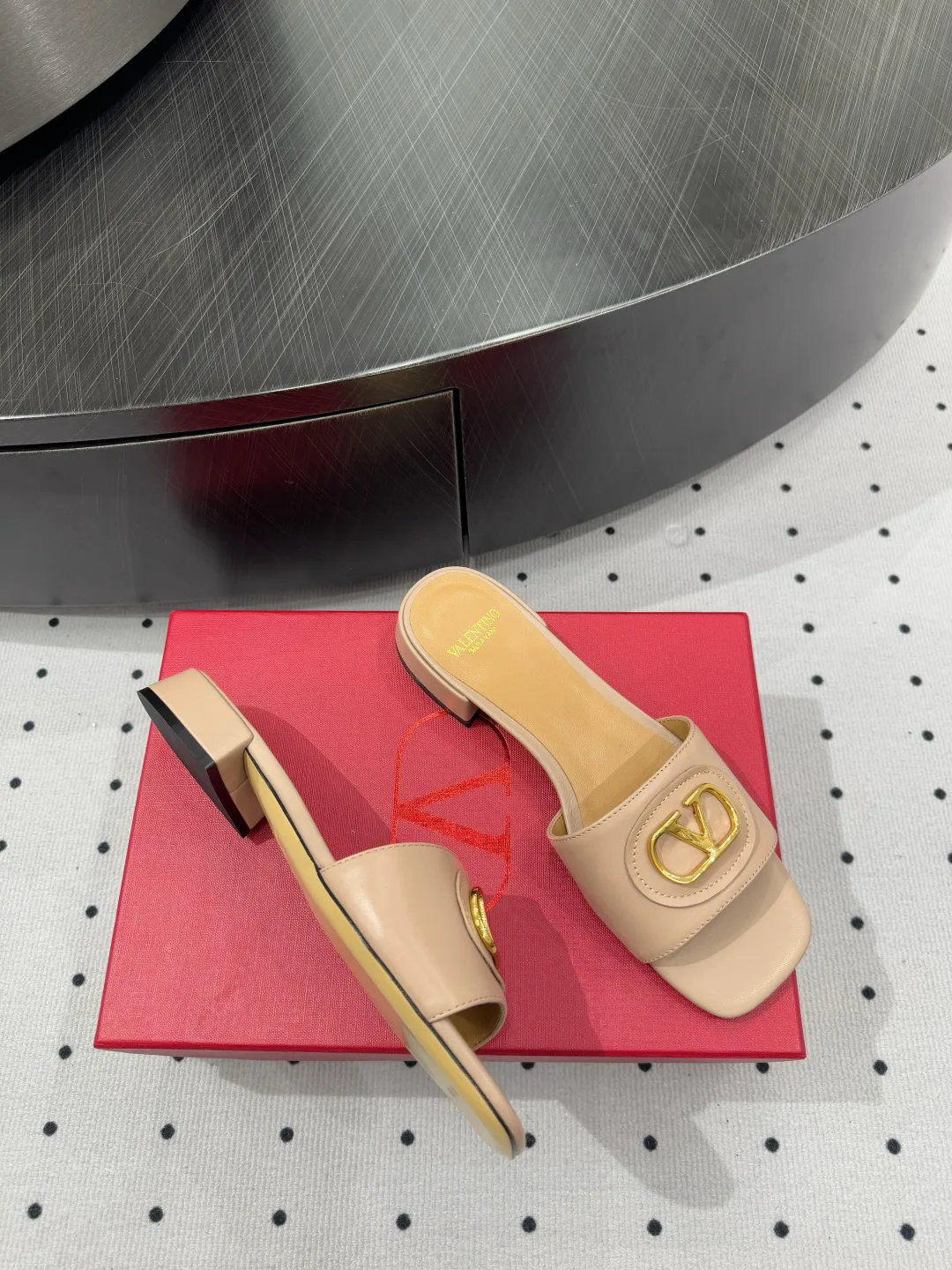 Шлепанцы Женские Valentino 32448