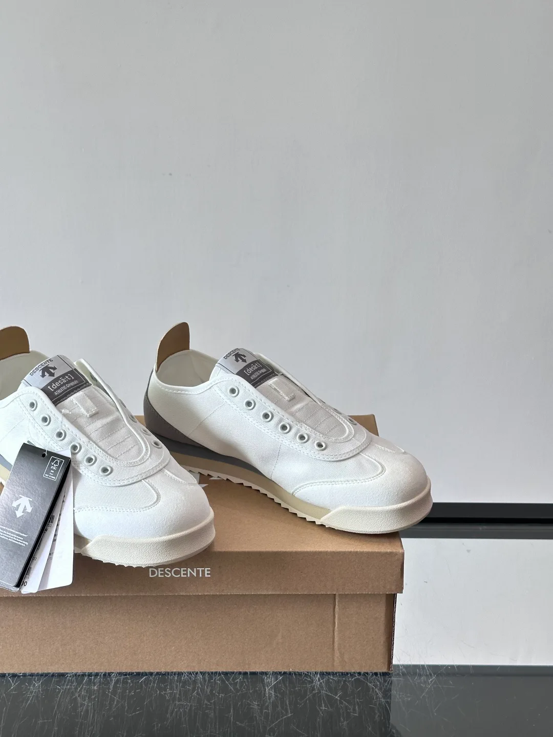 Кроссовки Женские Descente 17561828