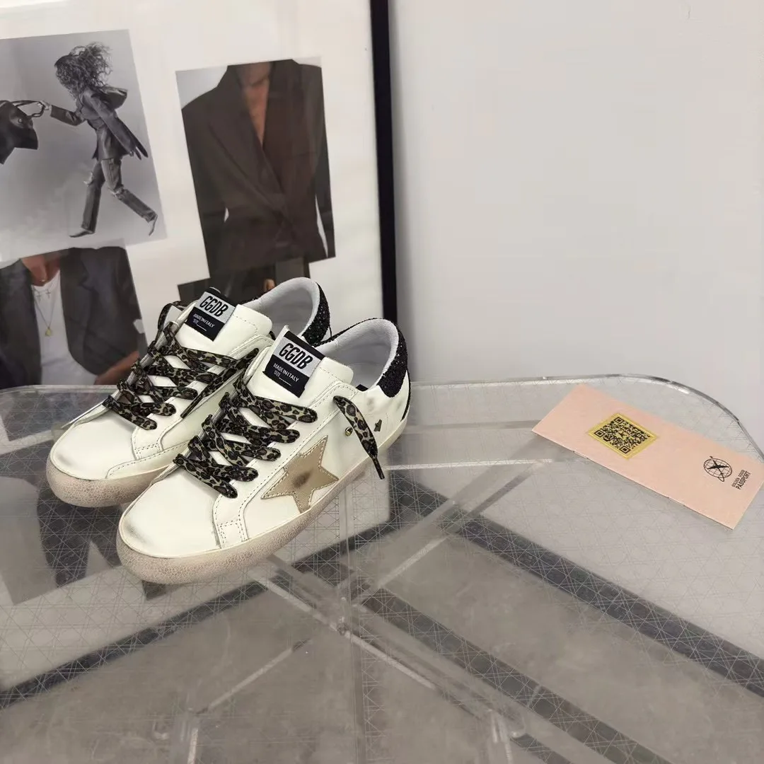 Кроссовки Женские Golden Goose 19671111