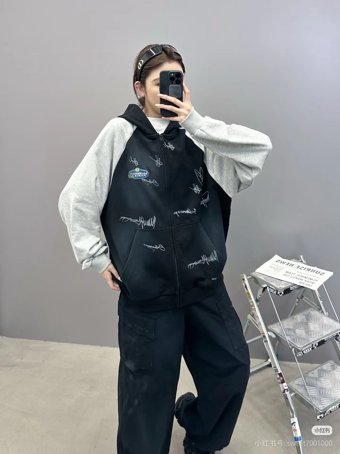 Свитшоты И Худи Женские Balenciaga 687192