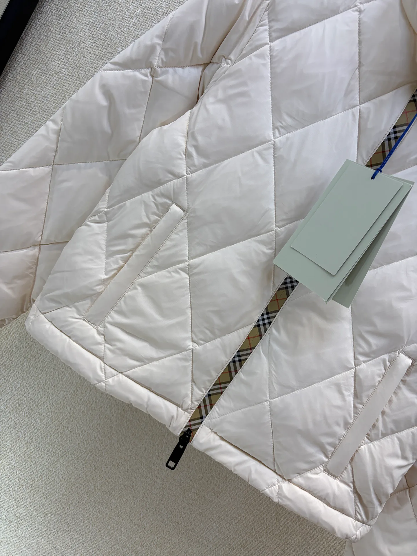 Куртки И Пуховики Женские Burberry 18605883