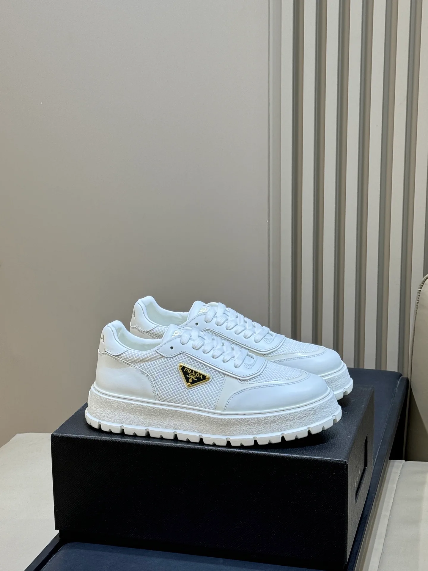 Кроссовки Мужские Prada 17915325