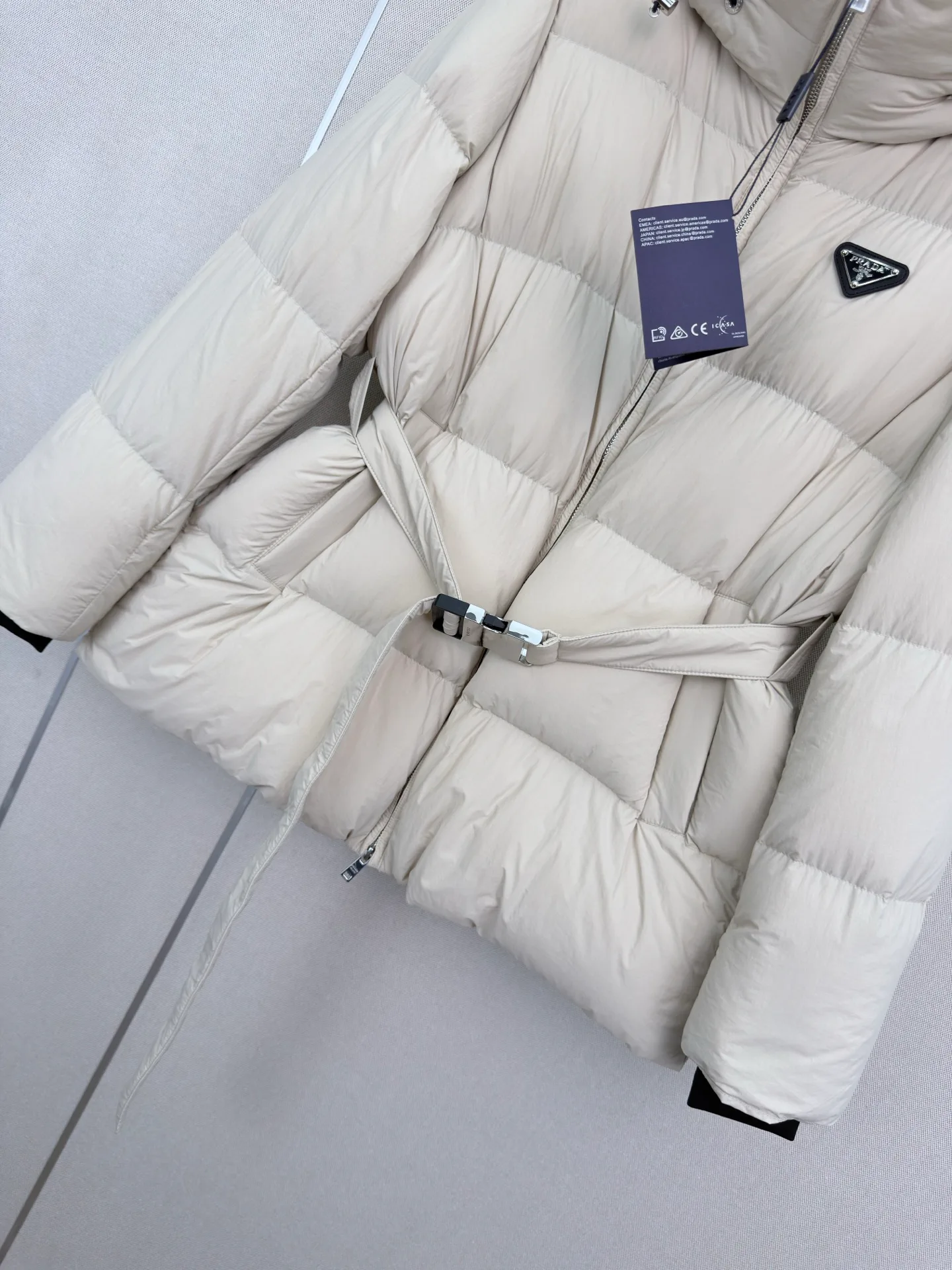 Куртки И Пуховики Женские Prada 18185800
