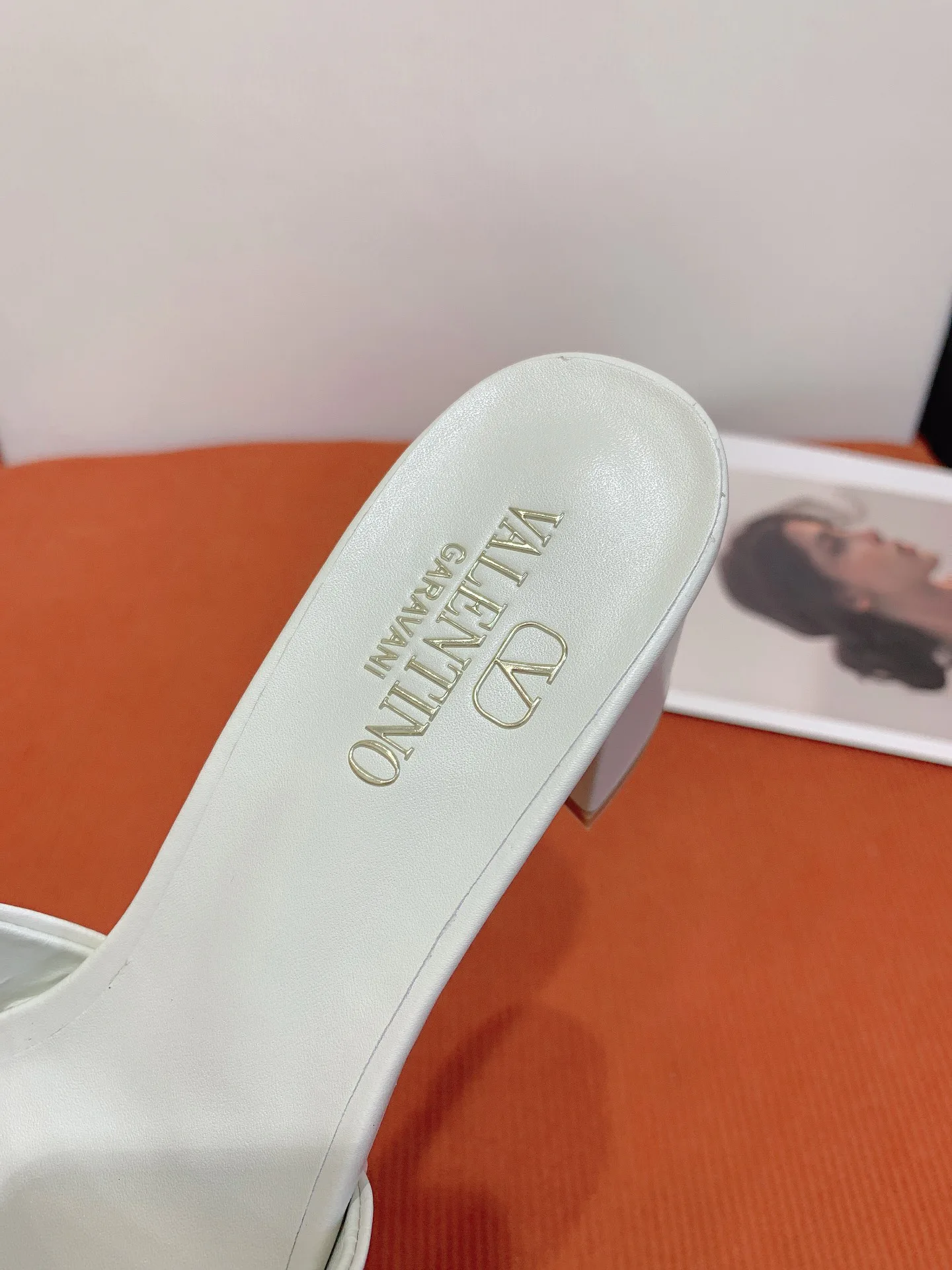 Шлепанцы Женские Valentino 748153