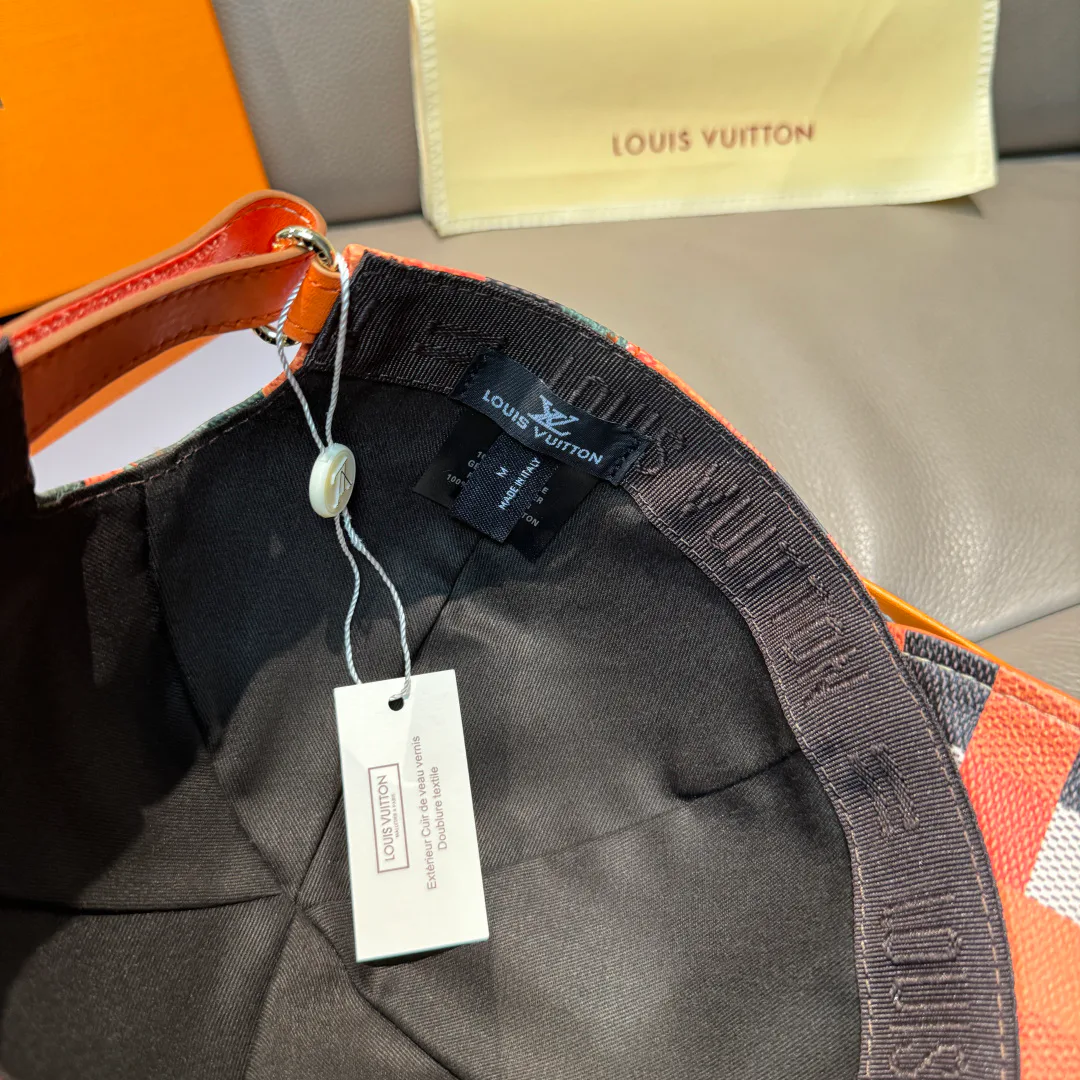 Головные Уборы Louis Vuitton 4550054