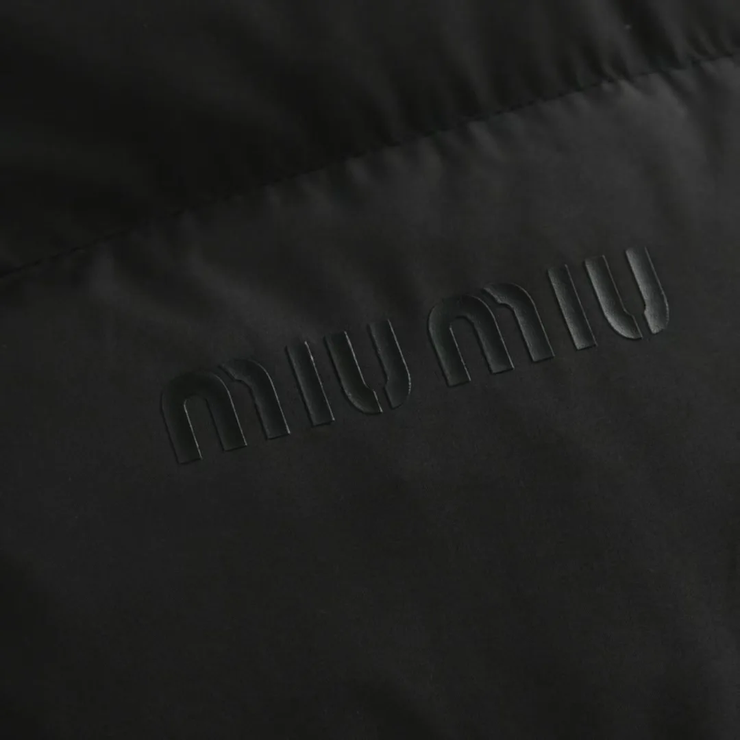 Куртки И Пуховики Женские Miu Miu 18022437
