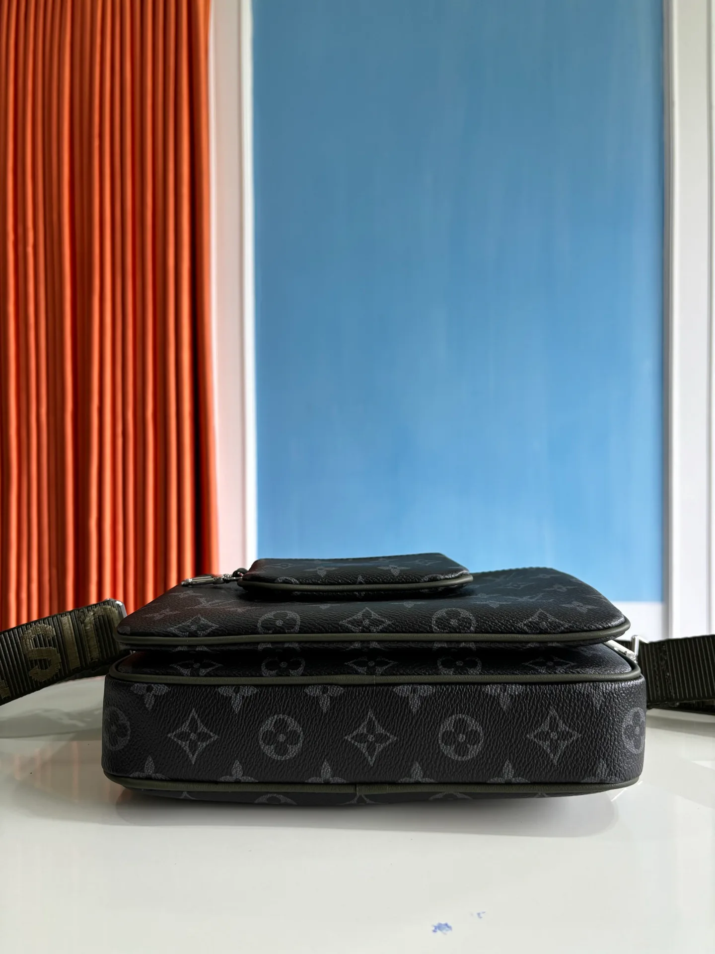 Сумки На Ремне Женские Louis Vuitton 17522371