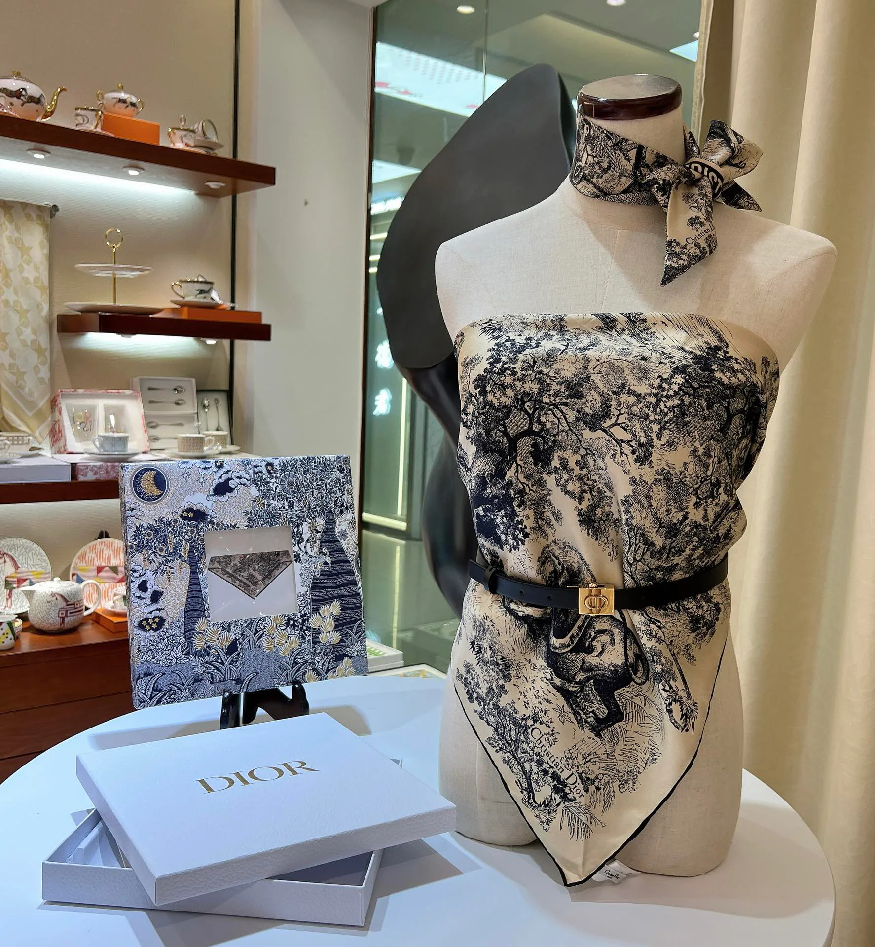 Шарфы Christian Dior 6874483