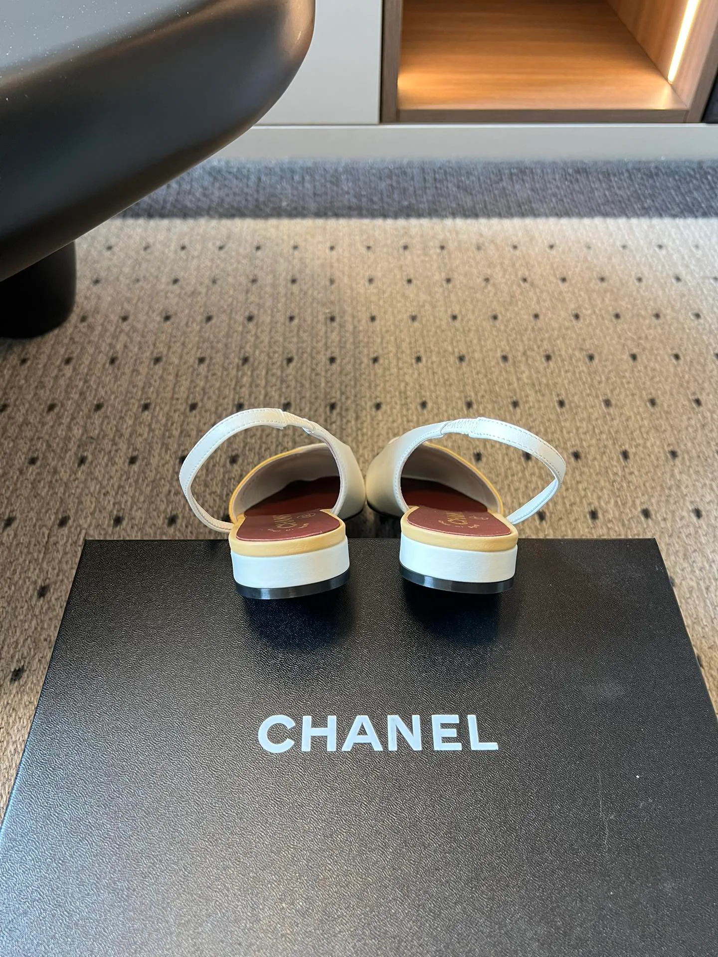 Босоножки Женские Chanel 11669319