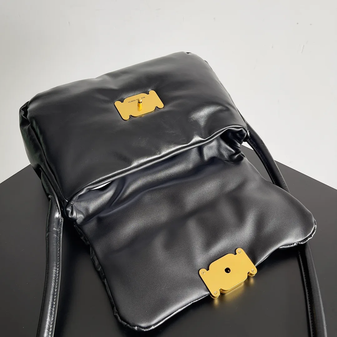 Сумки На Ремне Женские Bottega Veneta 974144