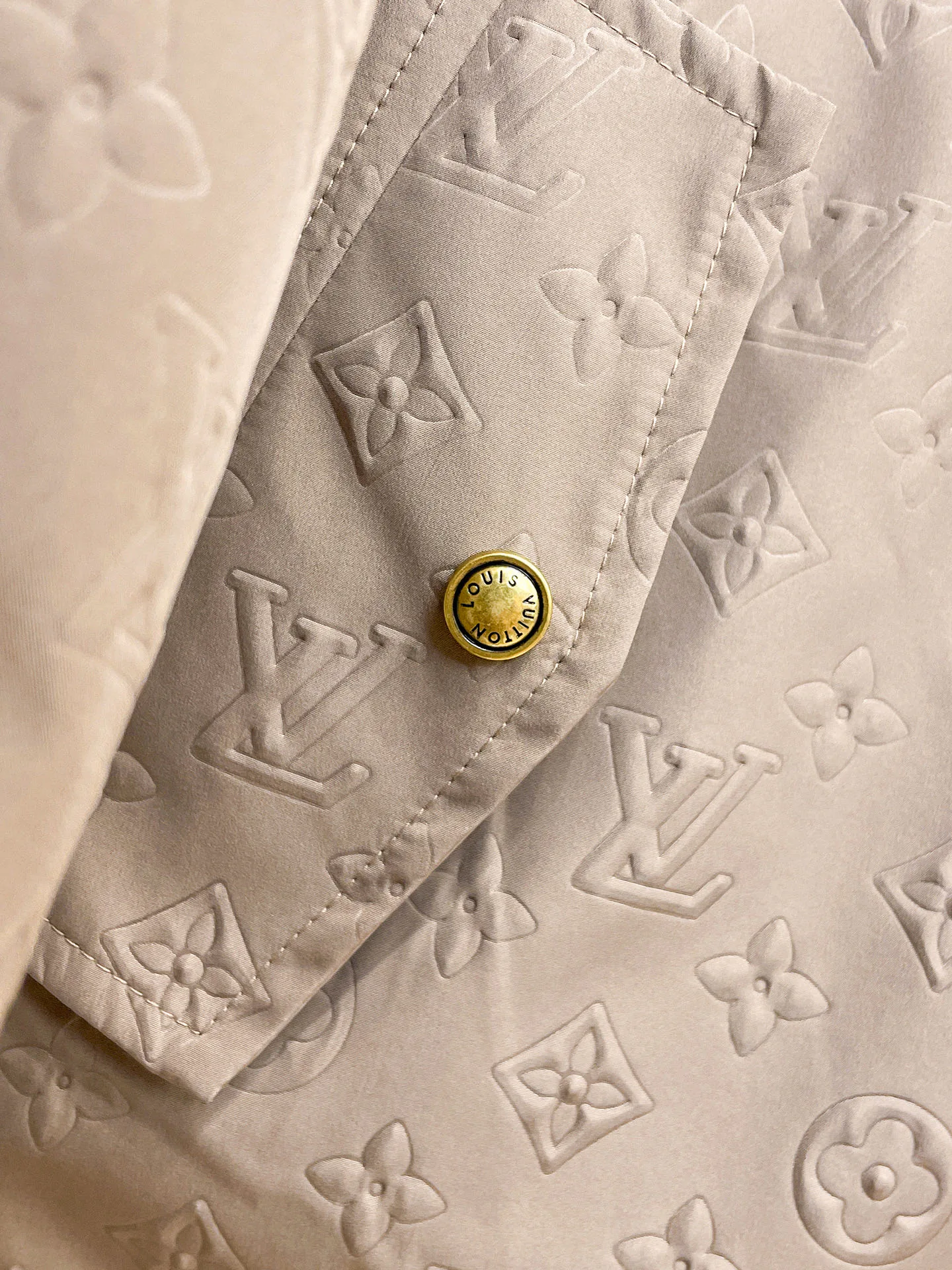 Куртки И Пуховики Мужские Louis Vuitton 9352283