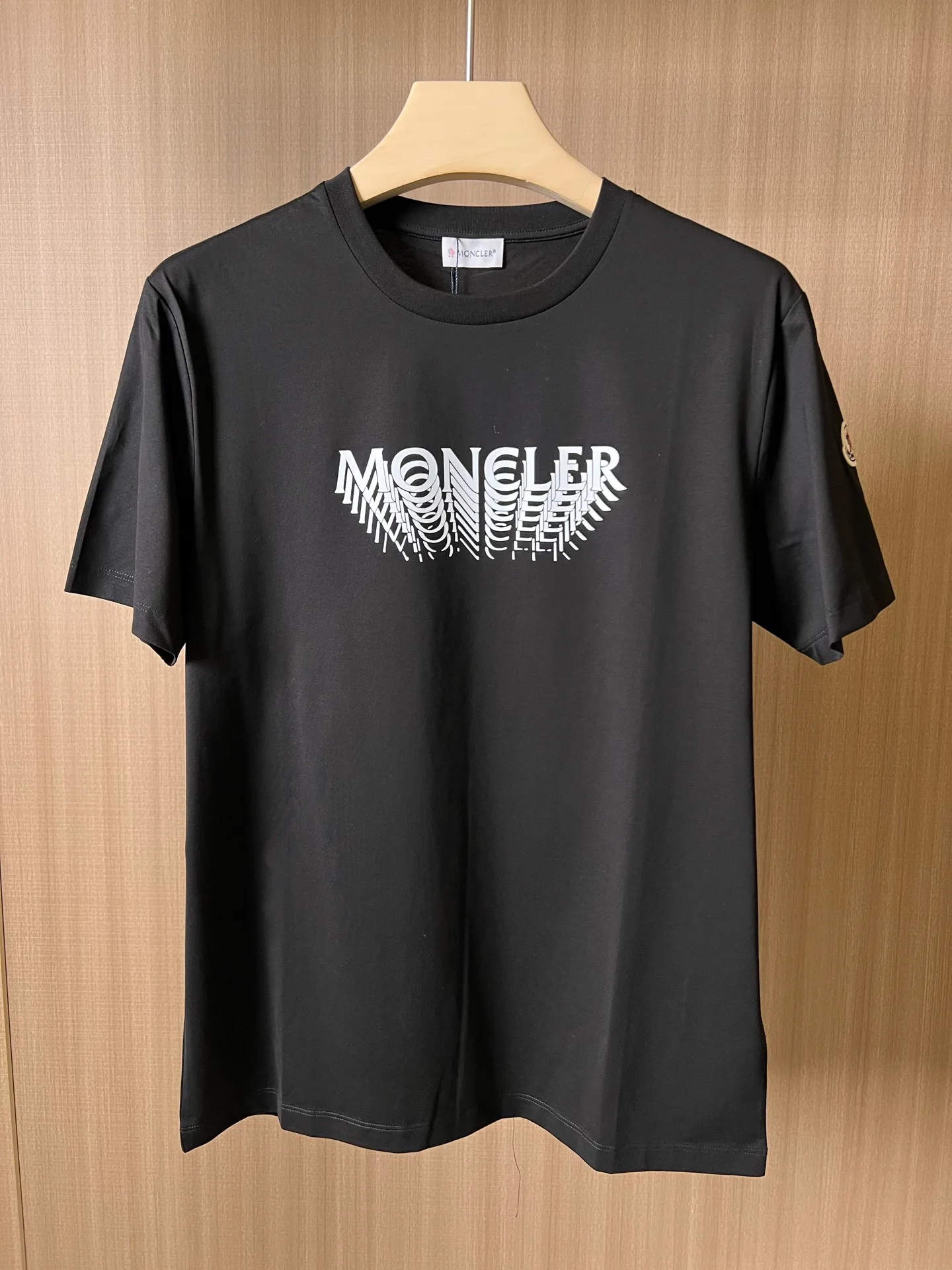 Футболки Женские Moncler 11000492