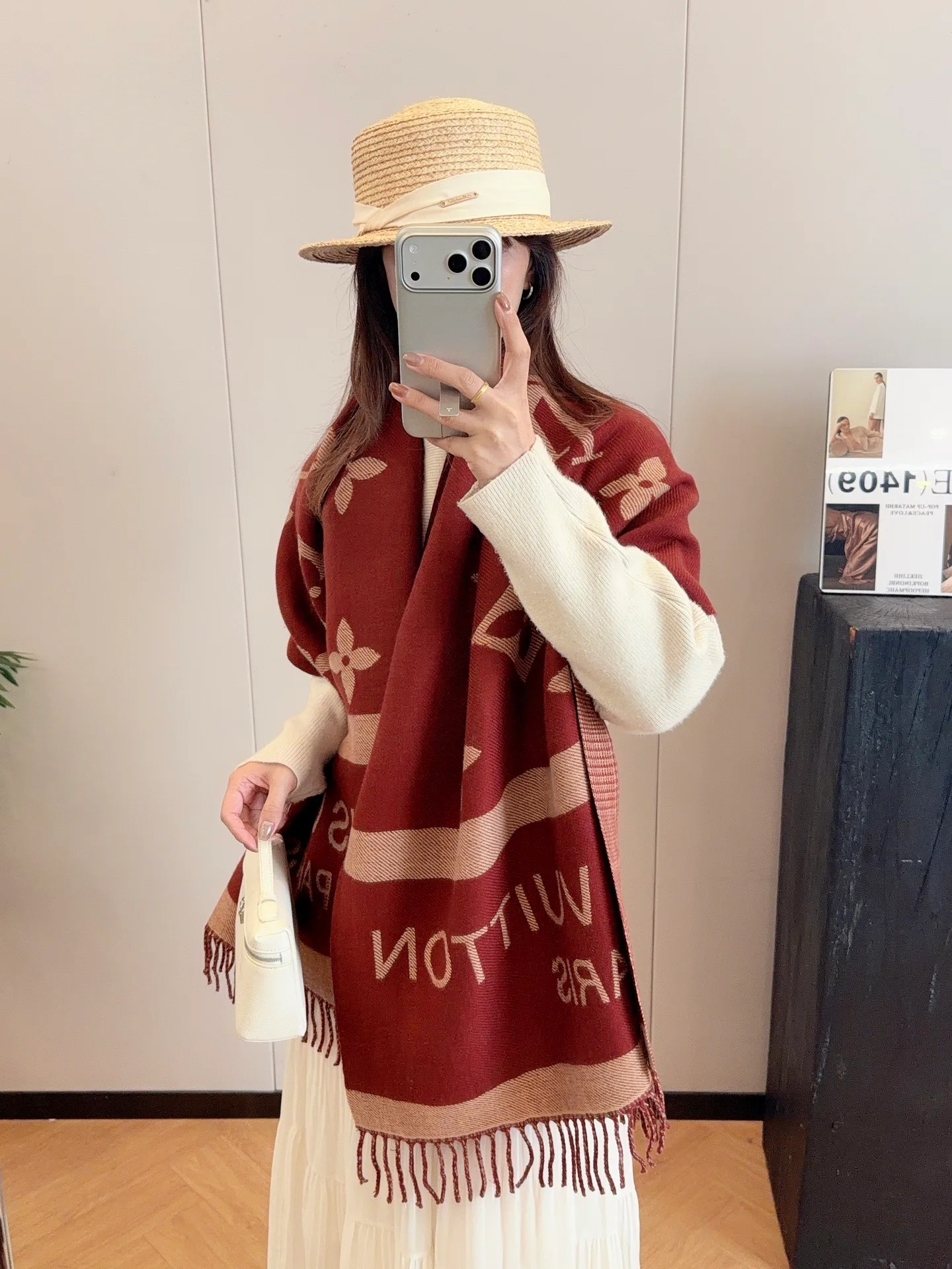 Шарфы Louis Vuitton 18377565