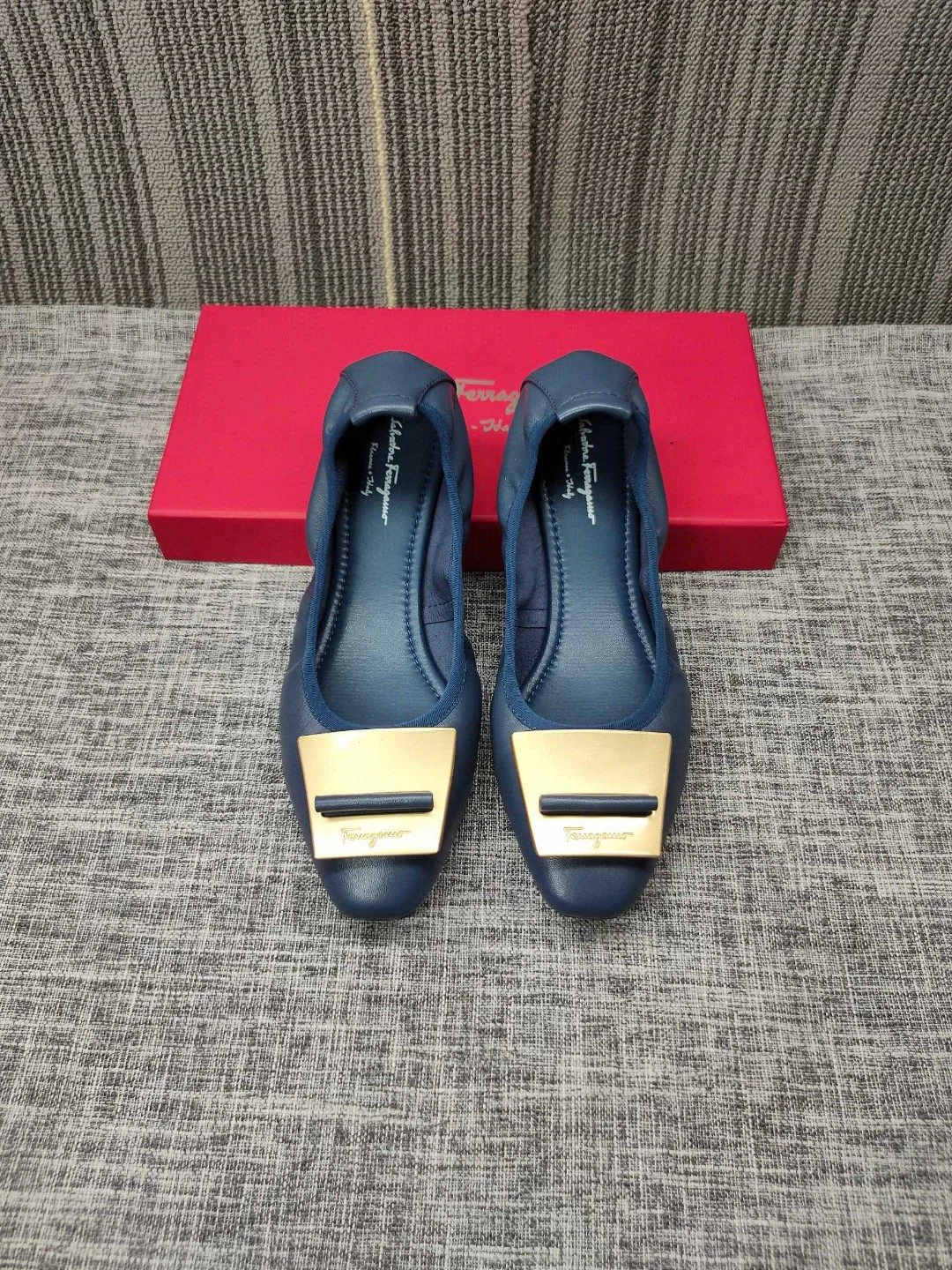 Балетки Женские Salvatore Ferragamo 10806865